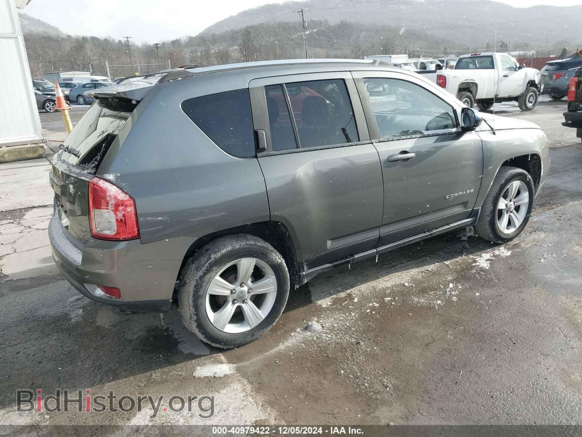 2012 JEEP COMPASS - VIN: 1C4NJCEBXCD627056 - Photo 4