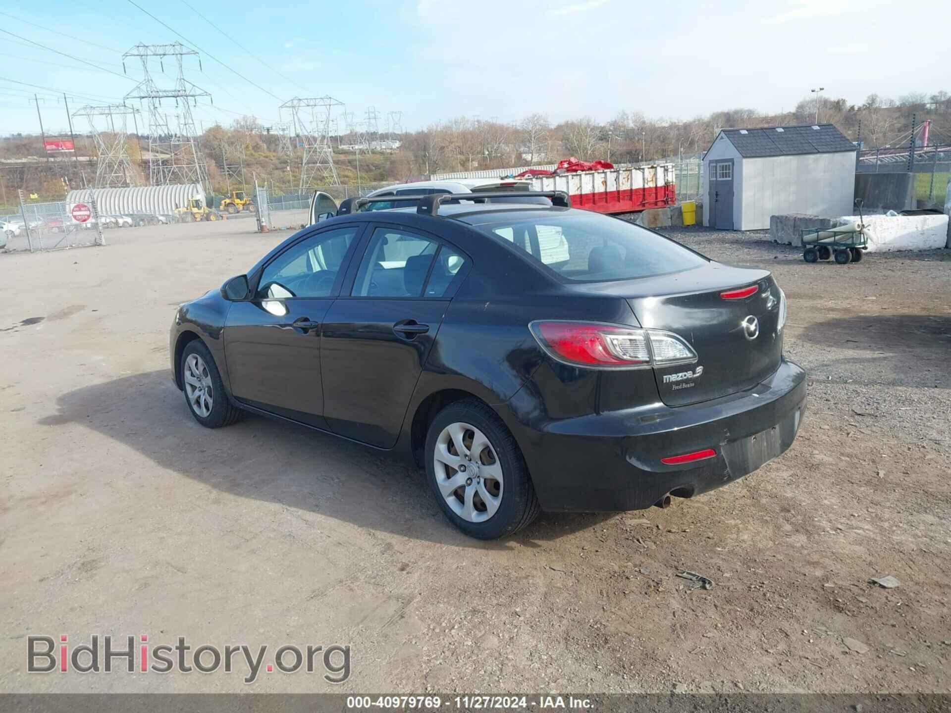 2013 MAZDA MAZDA3 - VIN: JM1BL1TF1D1719232 - Фото 3