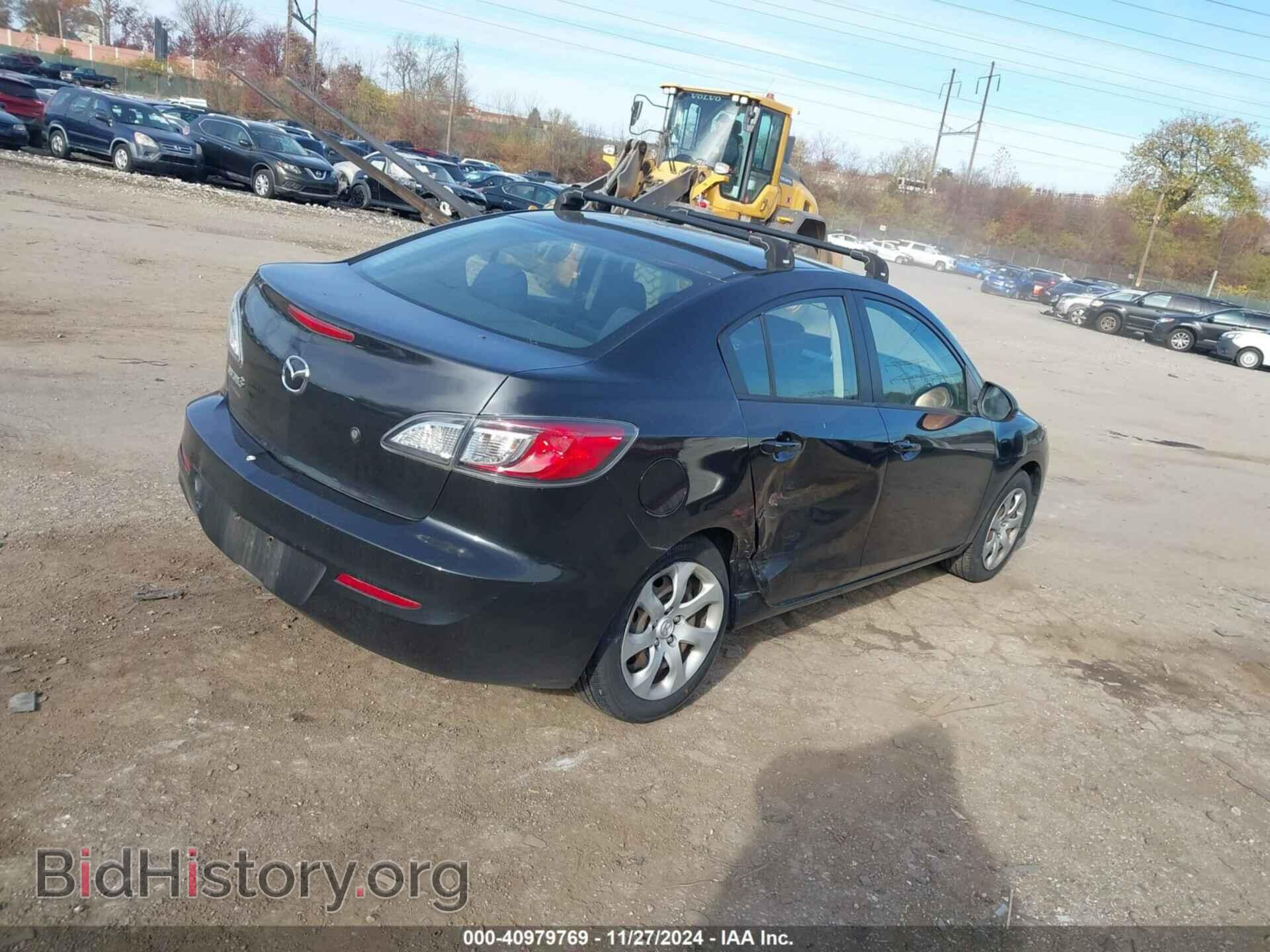 2013 MAZDA MAZDA3 - VIN: JM1BL1TF1D1719232 - Фото 4