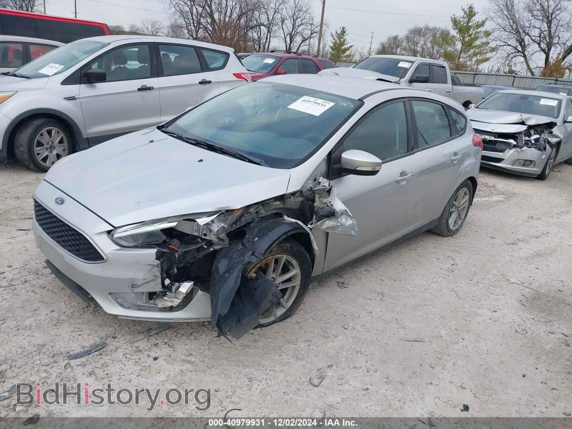 2017 FORD FOCUS - VIN: 1FADP3K29HL216121 - Фото 2