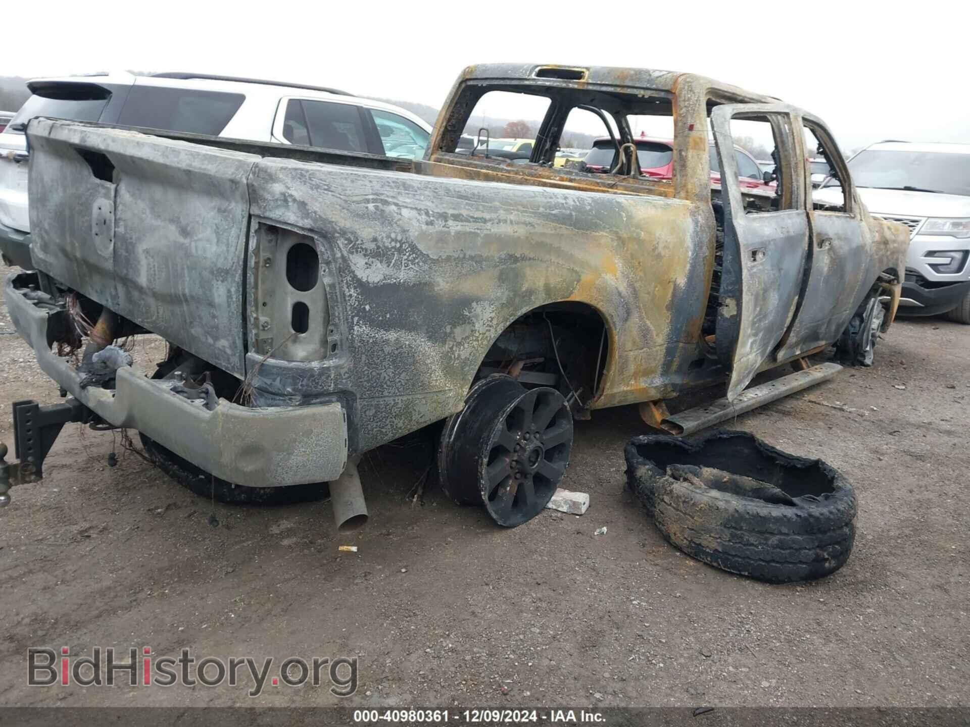 2023 RAM 2500 - VIN: 3C6UR5FLXPG580487 - Фото 4