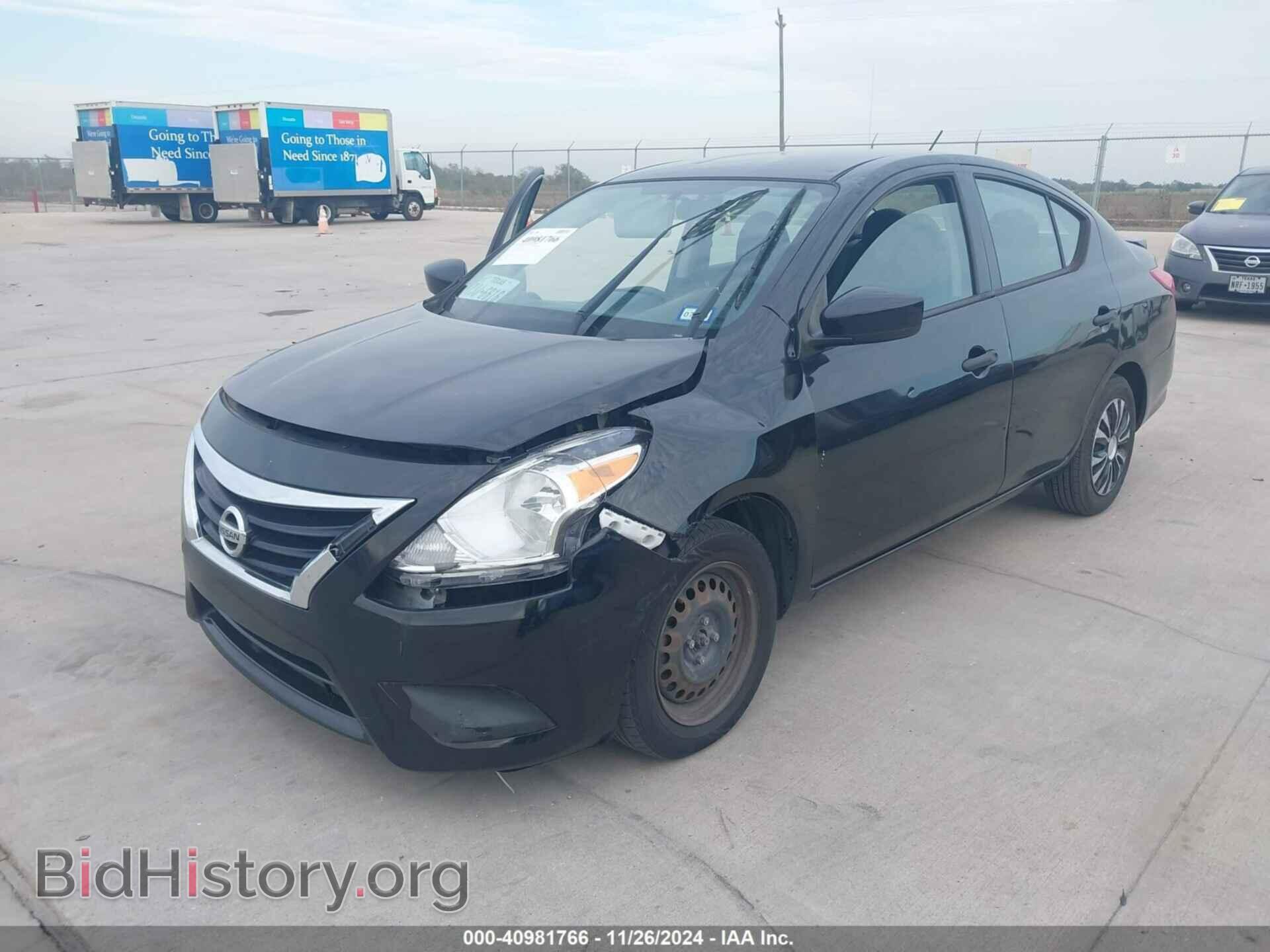 2017 NISSAN VERSA - VIN: 3N1CN7AP3HL824059 - Photo 2
