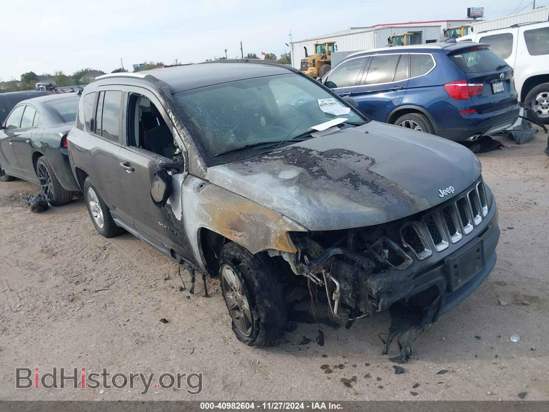 Photo 1C4NJCBAXED843732 - JEEP COMPASS 2014