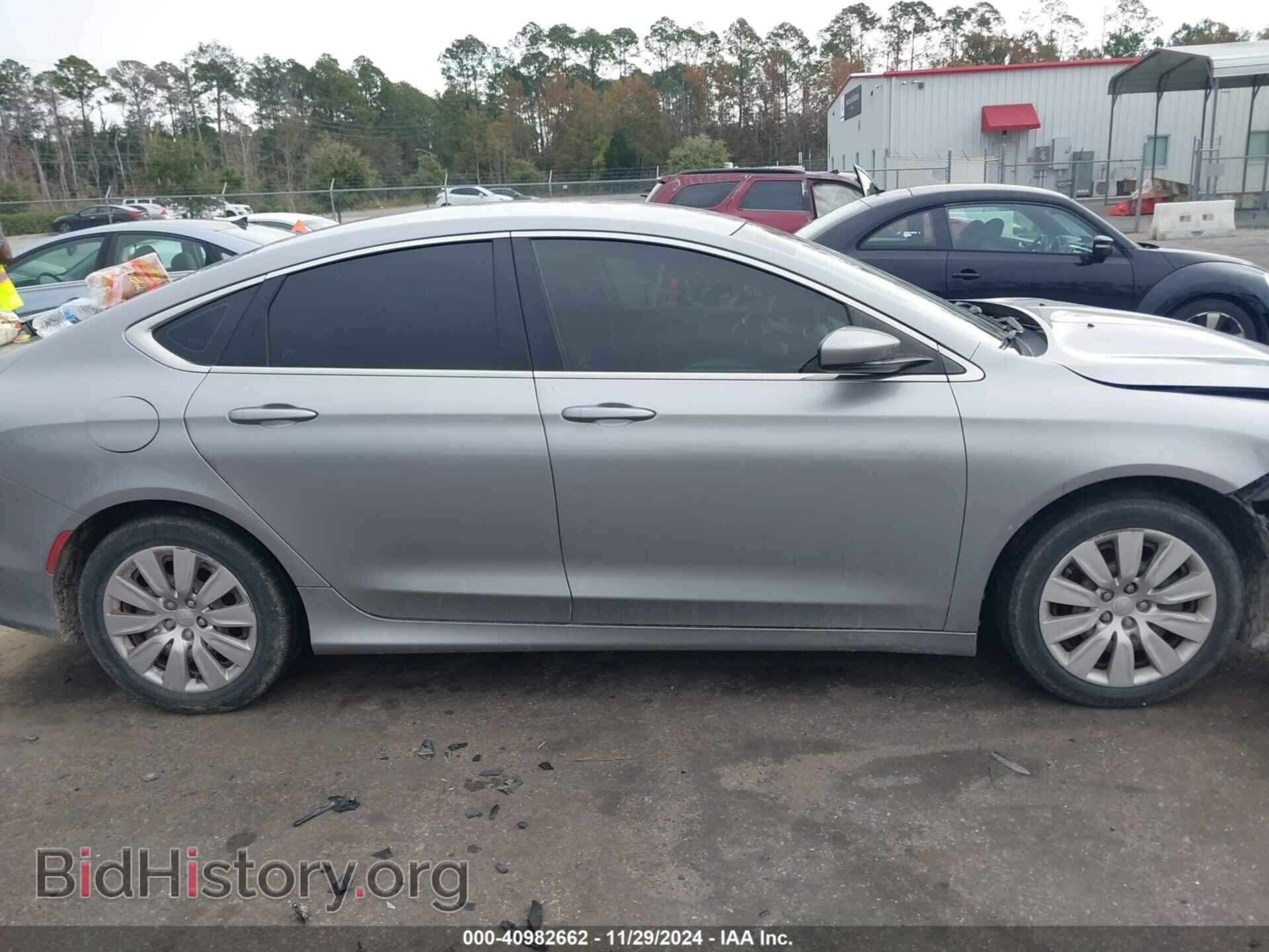 2015 CHRYSLER 200 - VIN: 1C3CCCFBXFN567783 - Фото 12
