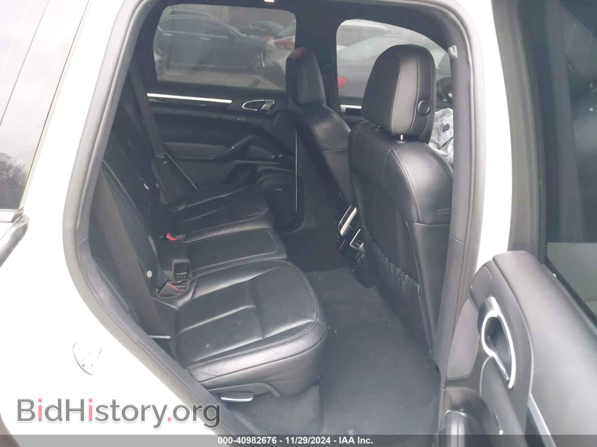 2011 PORSCHE CAYENNE - VIN: WP1AB2A2XBLA54061 - Фото 8