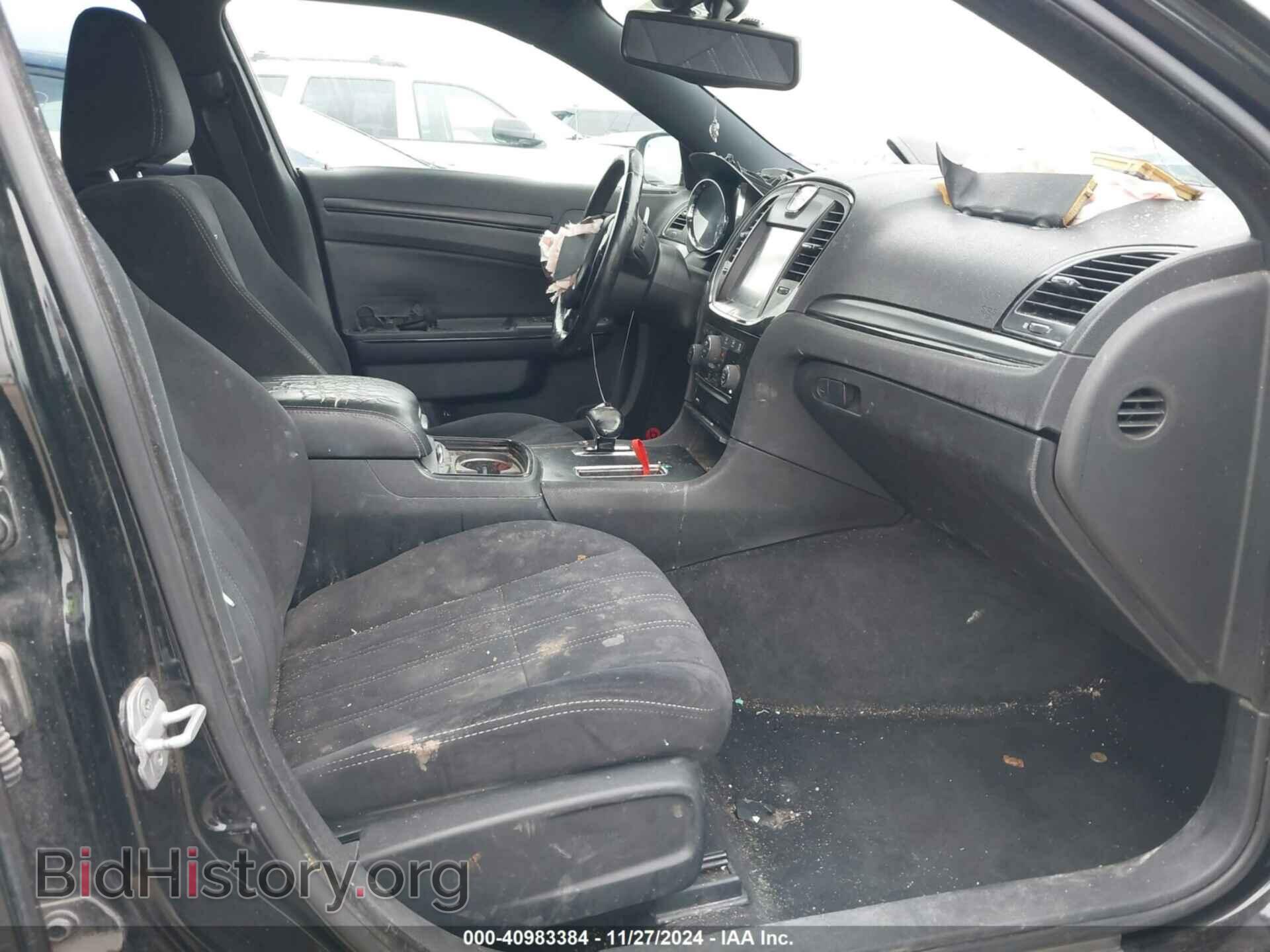 2012 CHRYSLER 300 - VIN: 2C3CCABG2CH213735 - Фото 5