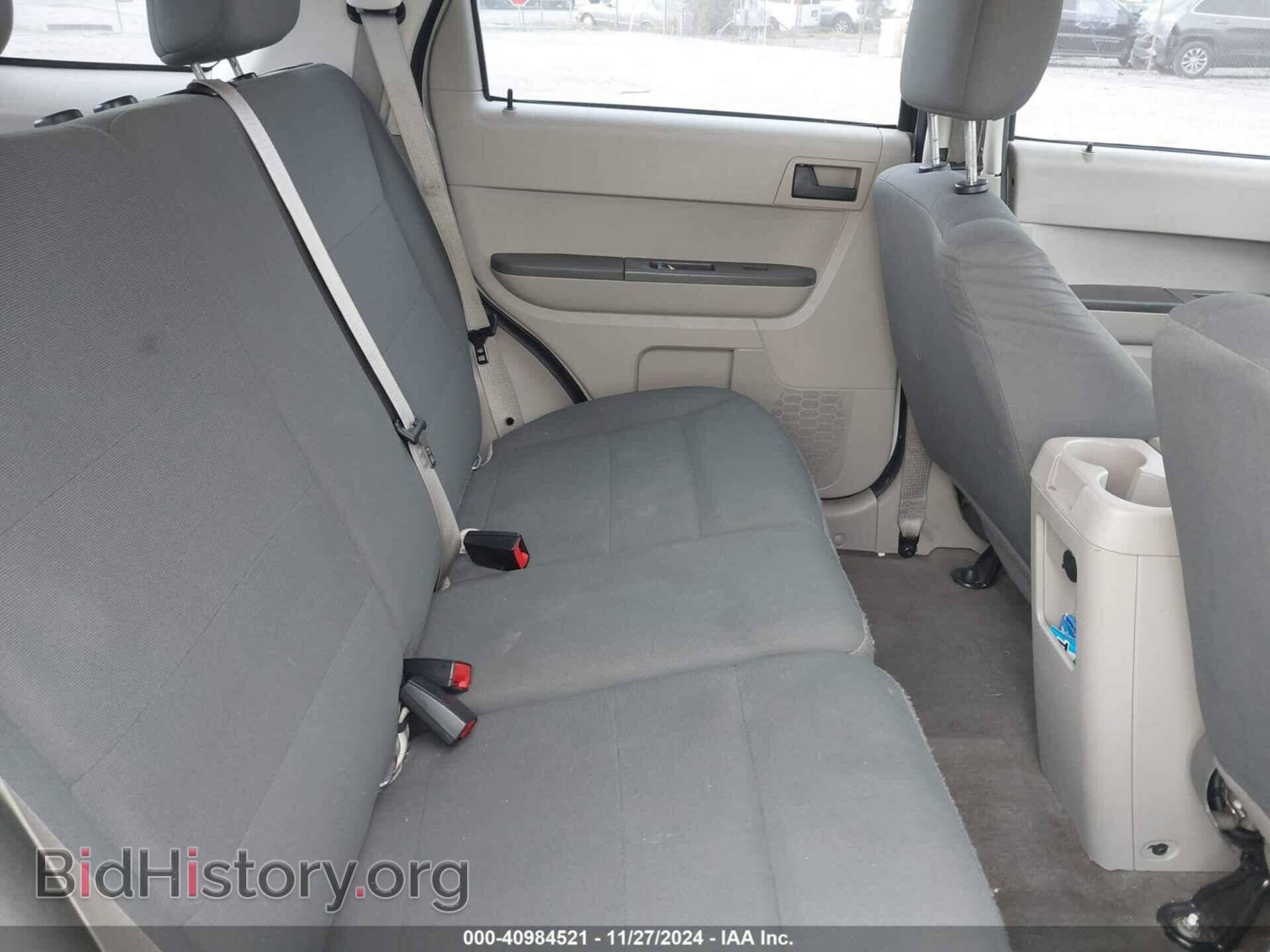 2011 FORD ESCAPE - VIN: 1FMCU0C70BKC60105 - Фото 8
