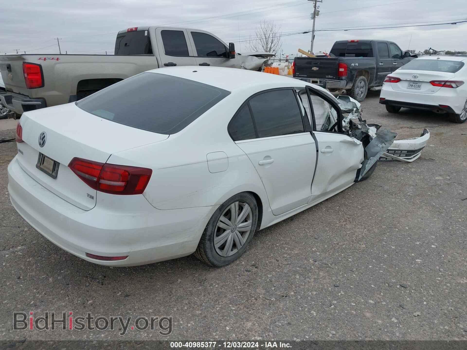 2017 VOLKSWAGEN JETTA - VIN: 3VW2B7AJ0HM294993 - Фото 4