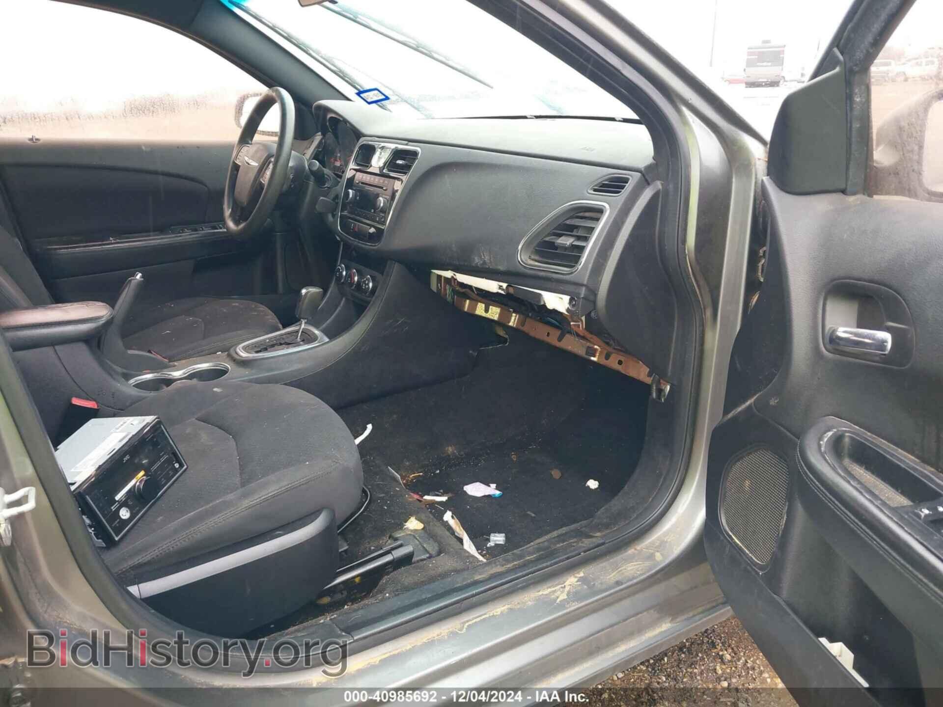 2012 CHRYSLER 200 - VIN: 1C3CCBAB7CN262352 - Photo 5