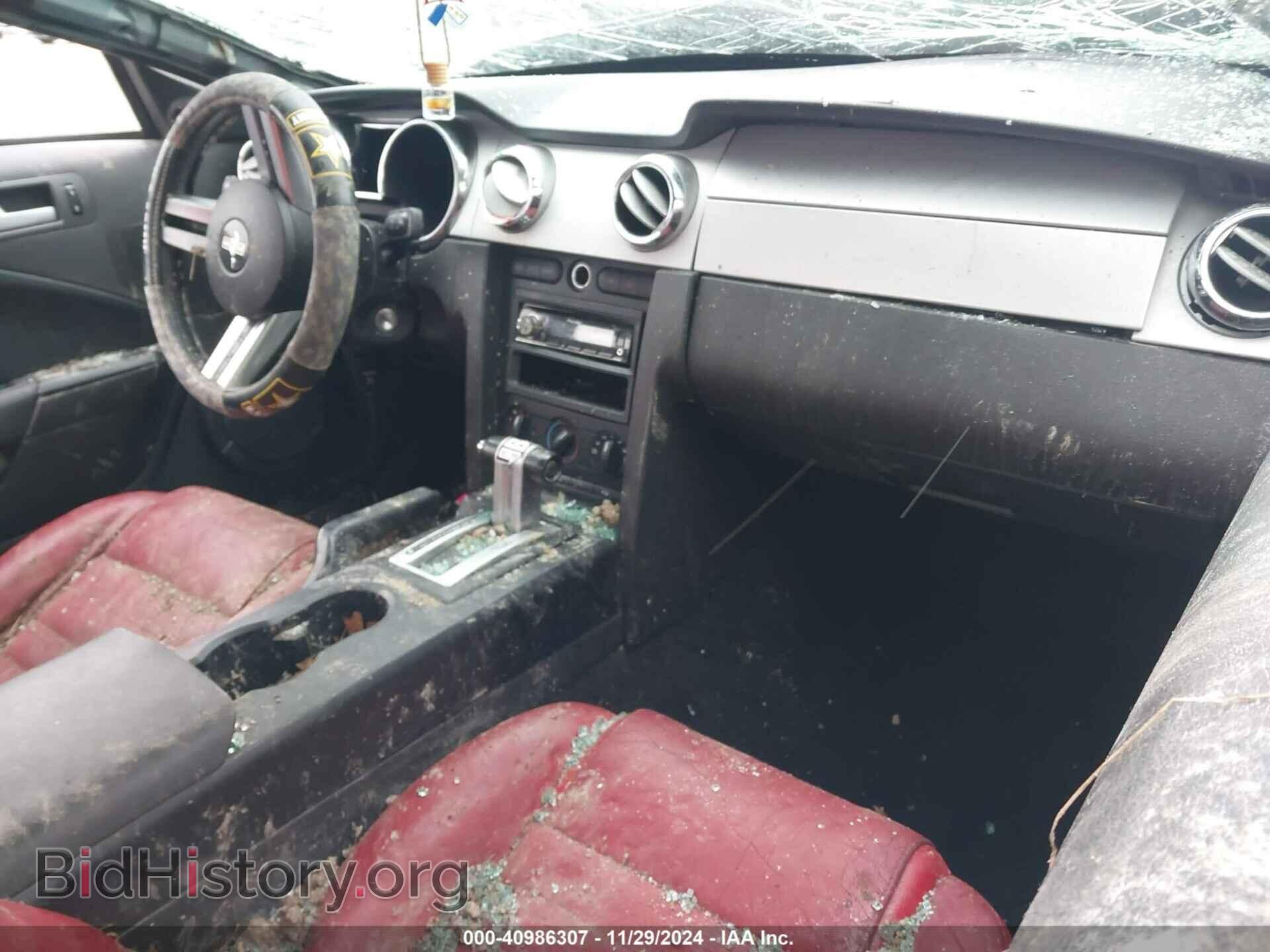 2006 FORD MUSTANG - VIN: 1ZVHT82H865210799 - Фото 5