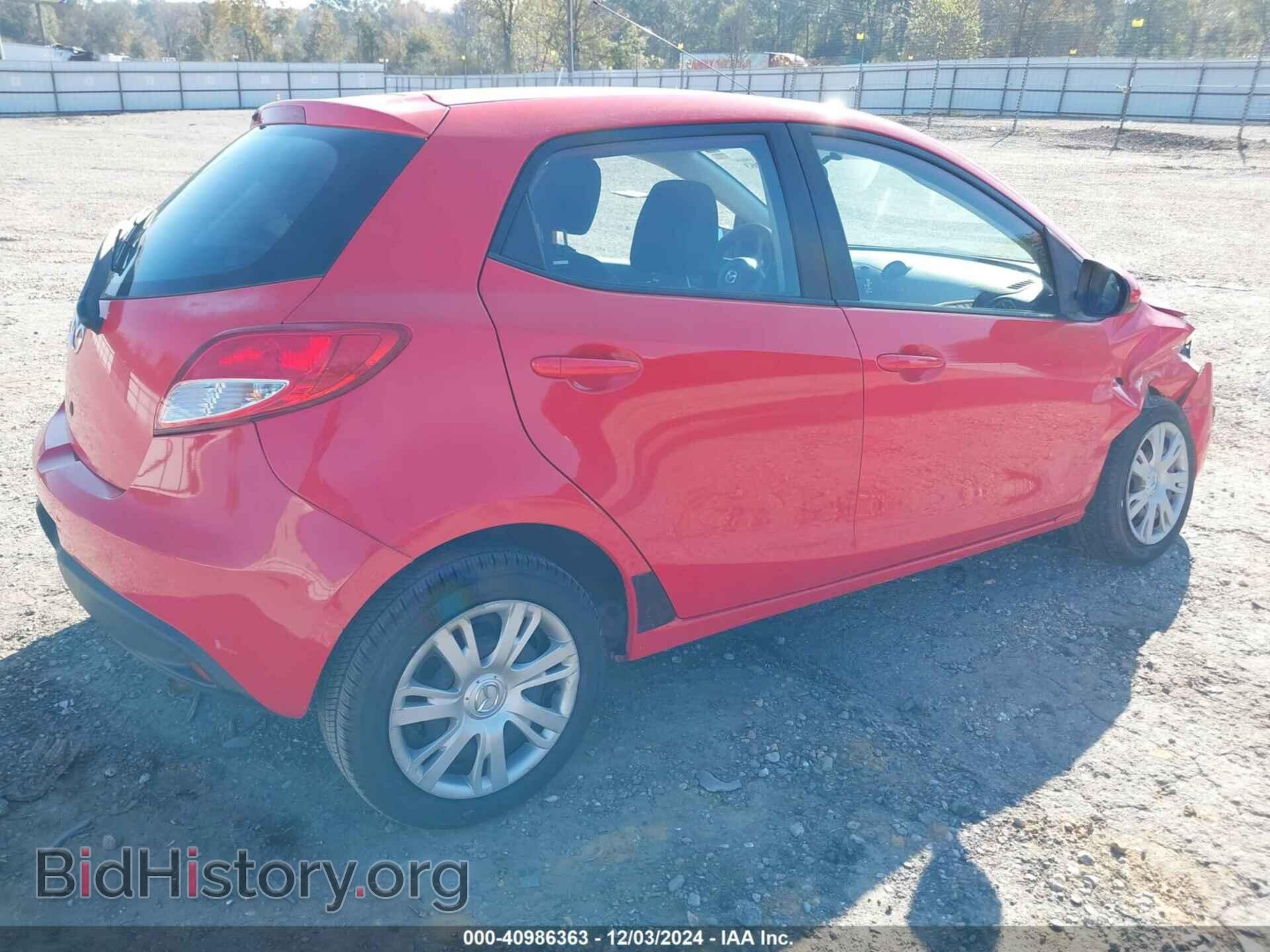 2011 MAZDA MAZDA2 - VIN: JM1DE1HY4B0126366 - Фото 4