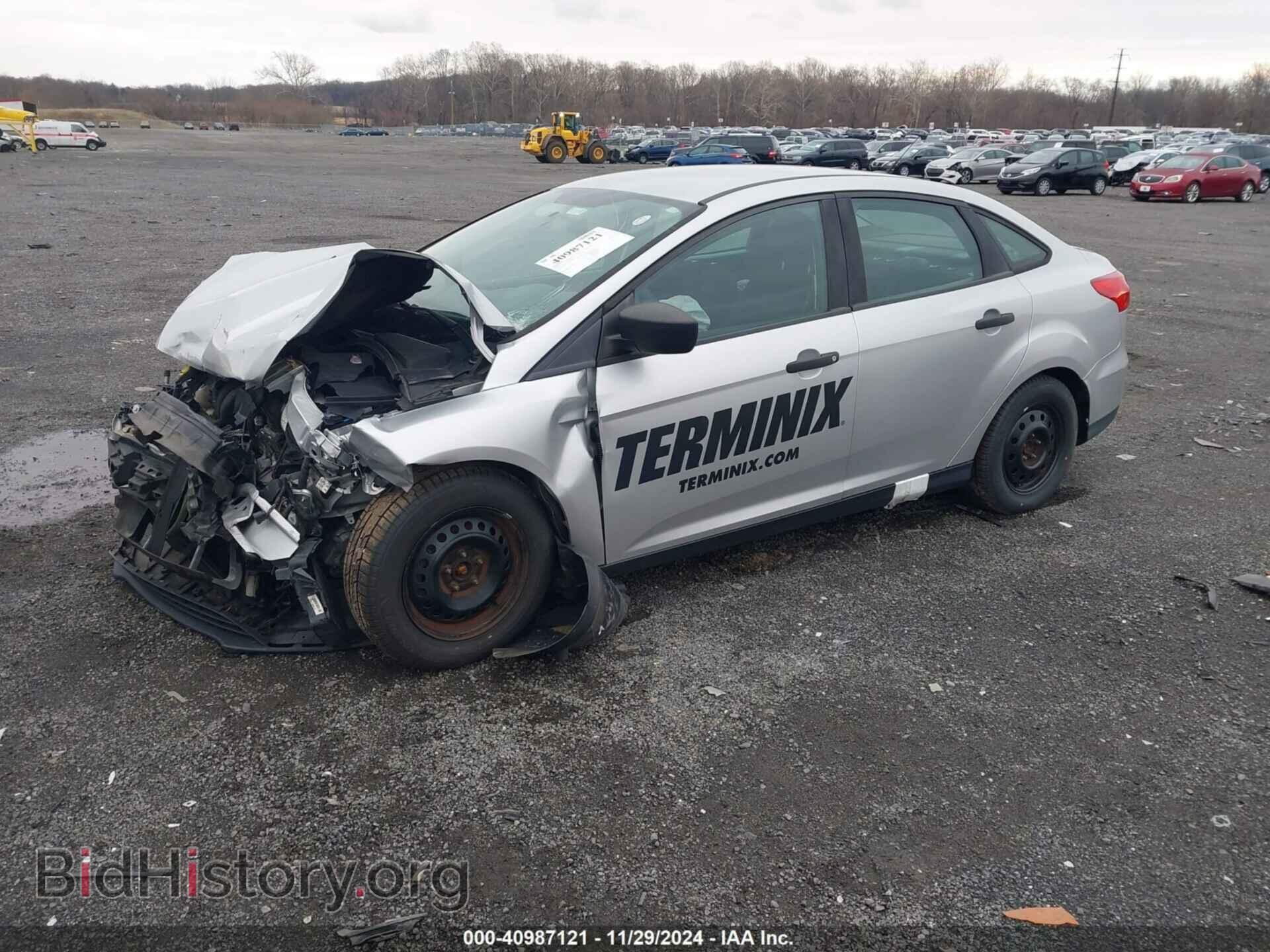 2016 FORD FOCUS - VIN: 1FADP3E22GL226094 - Фото 2