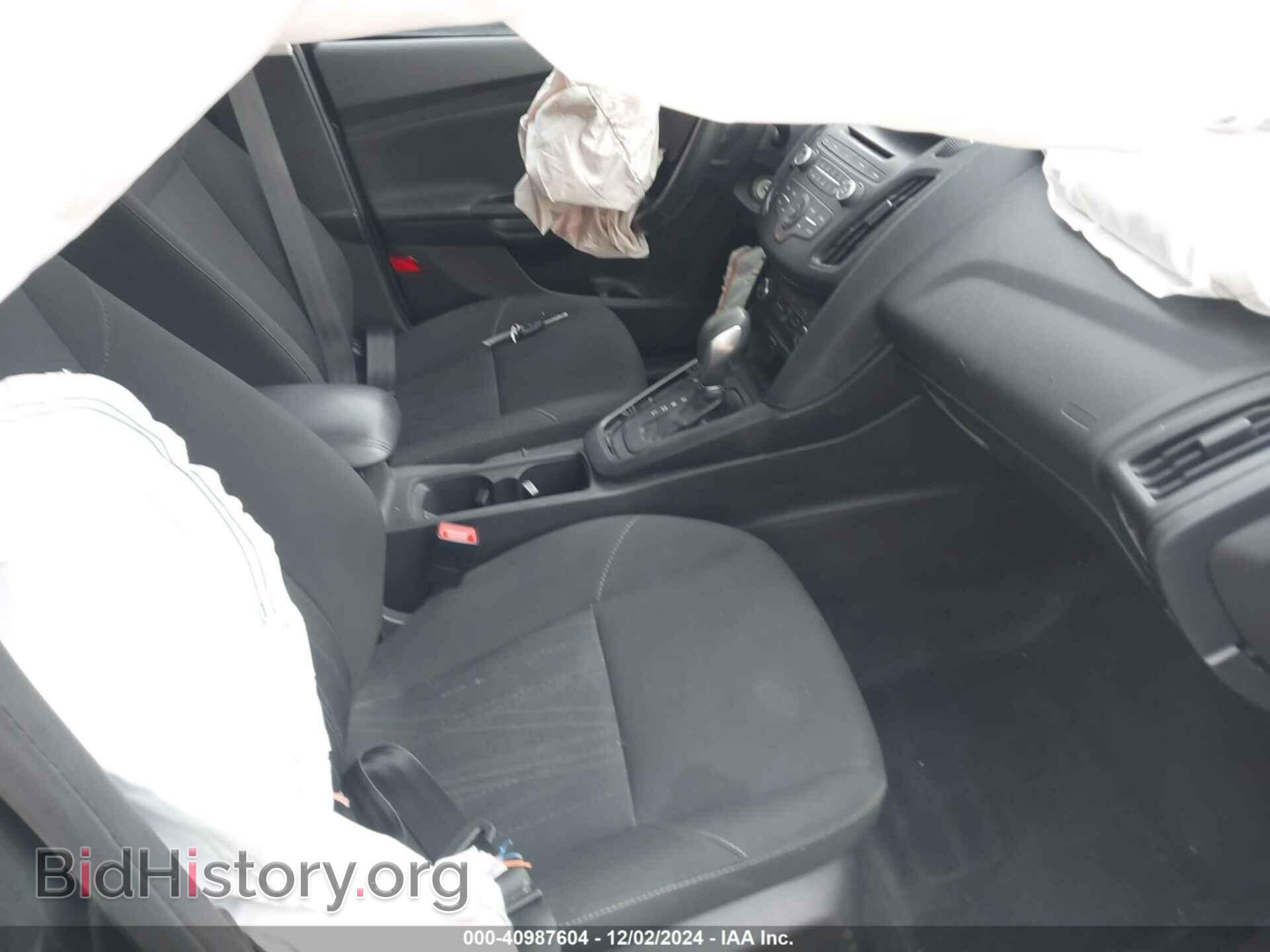 2017 FORD FOCUS - VIN: 1FADP3F2XHL255648 - Фото 5