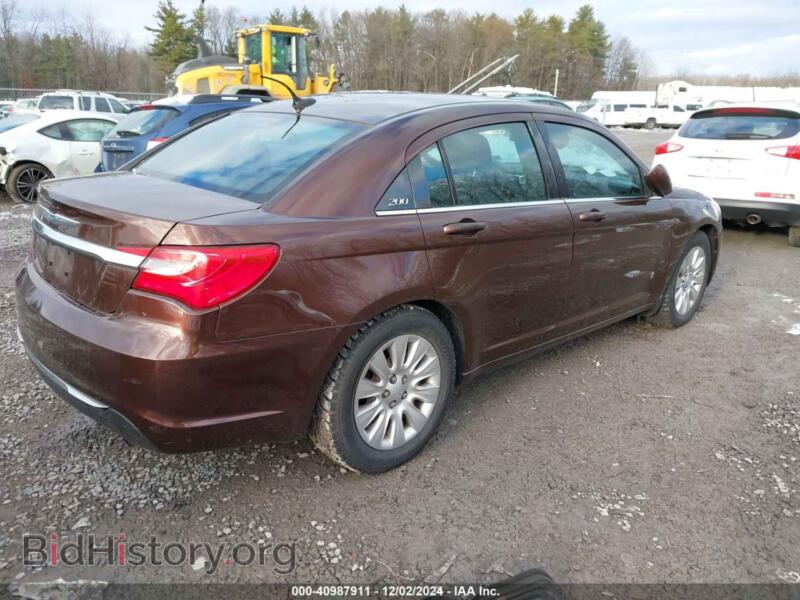 2013 Chrysler 200 (VIN 1C3CCBABXDN605575) — photo 4 of 17