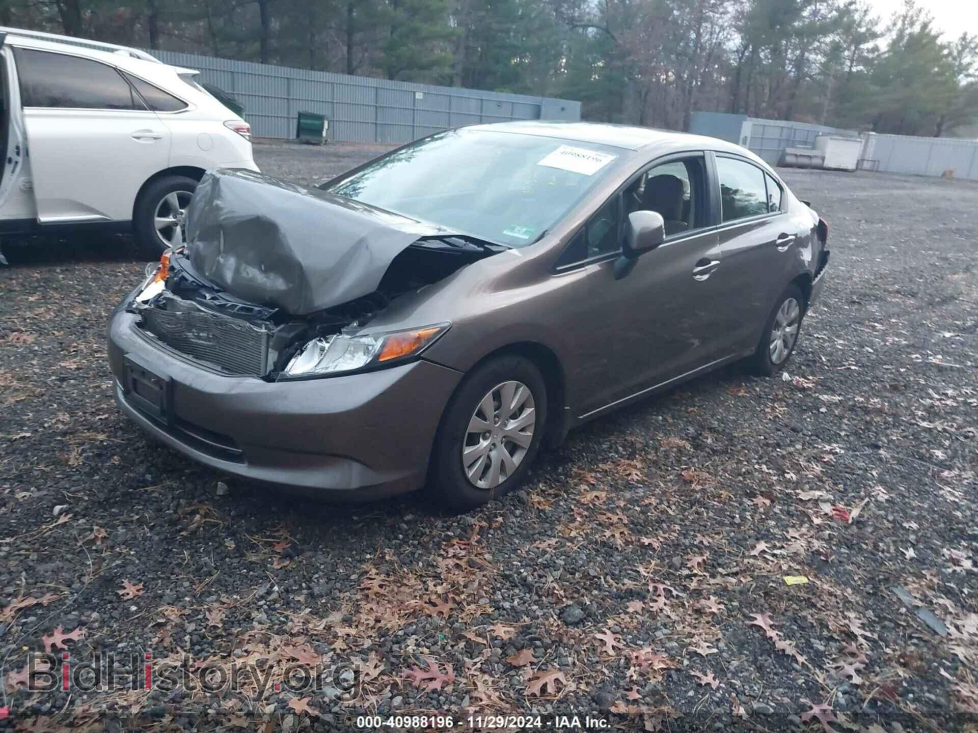2012 HONDA CIVIC - VIN: 2HGFB2F52CH570134 - Фото 2