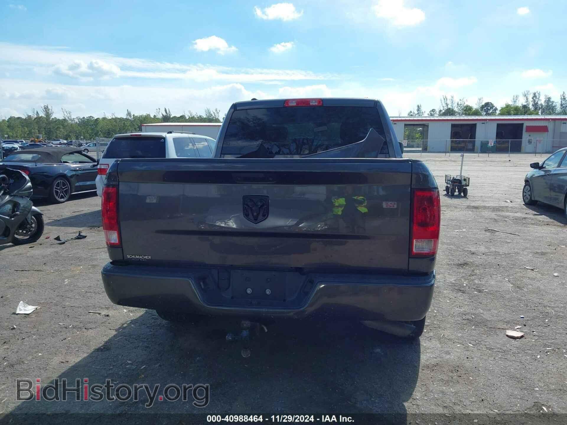 2018 RAM 1500 - VIN: 1C6RR6KG2JS285551 - Фото 16