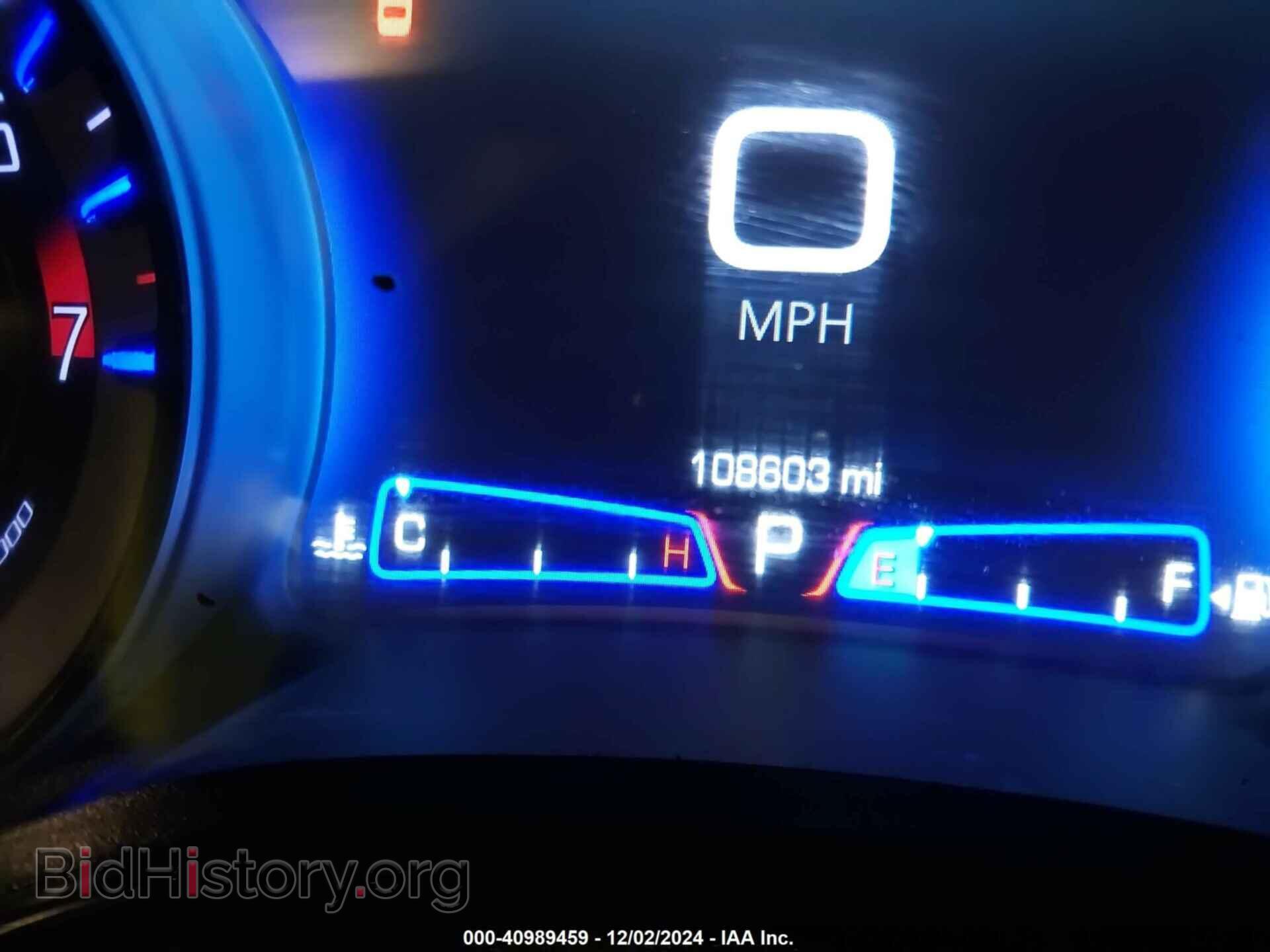 2019 CHRYSLER 300 - VIN: 2C3CCAGG0KH634442 - Фото 7