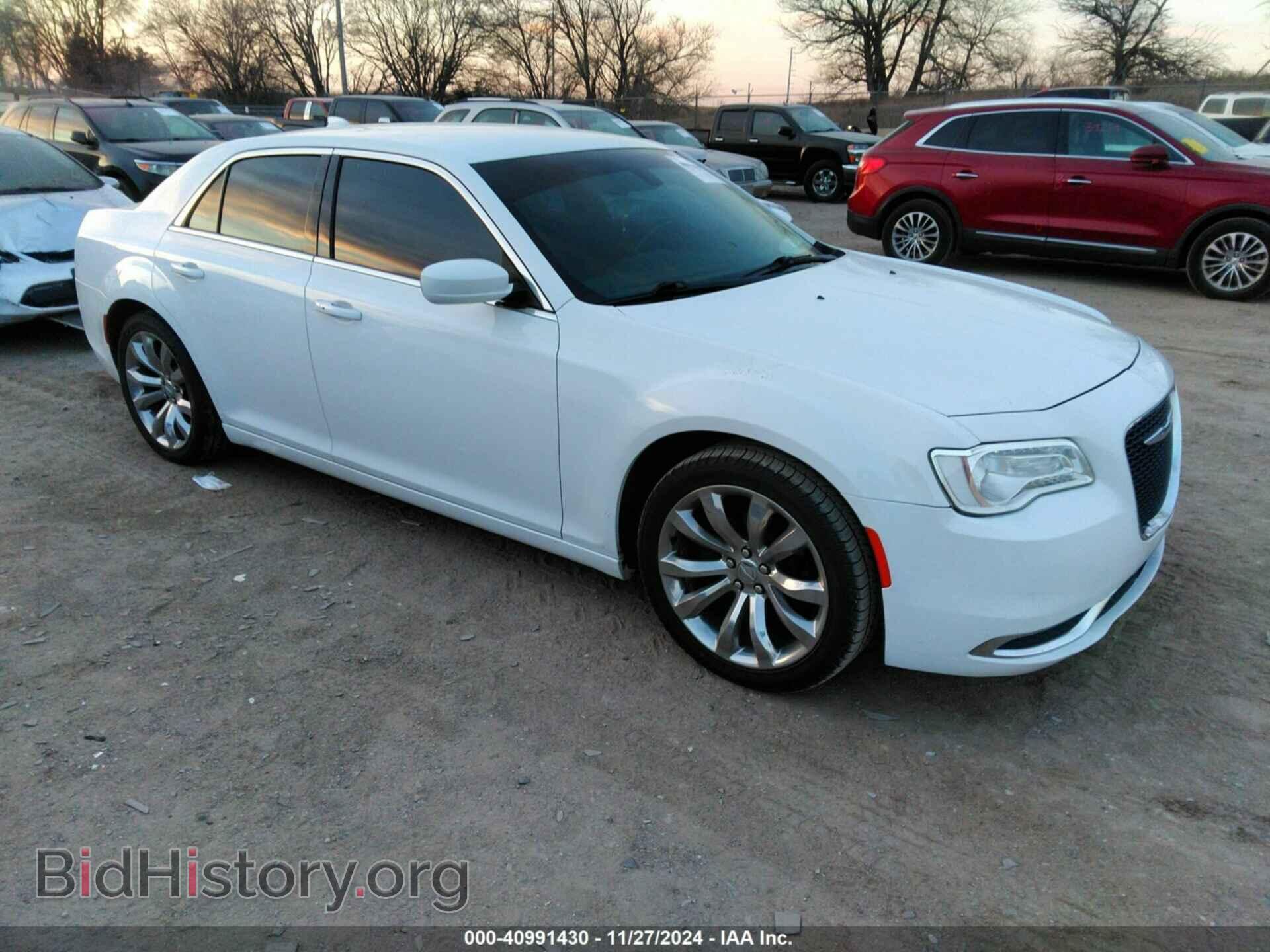 Photo 2C3CCAAG4JH201925 - CHRYSLER 300 2018