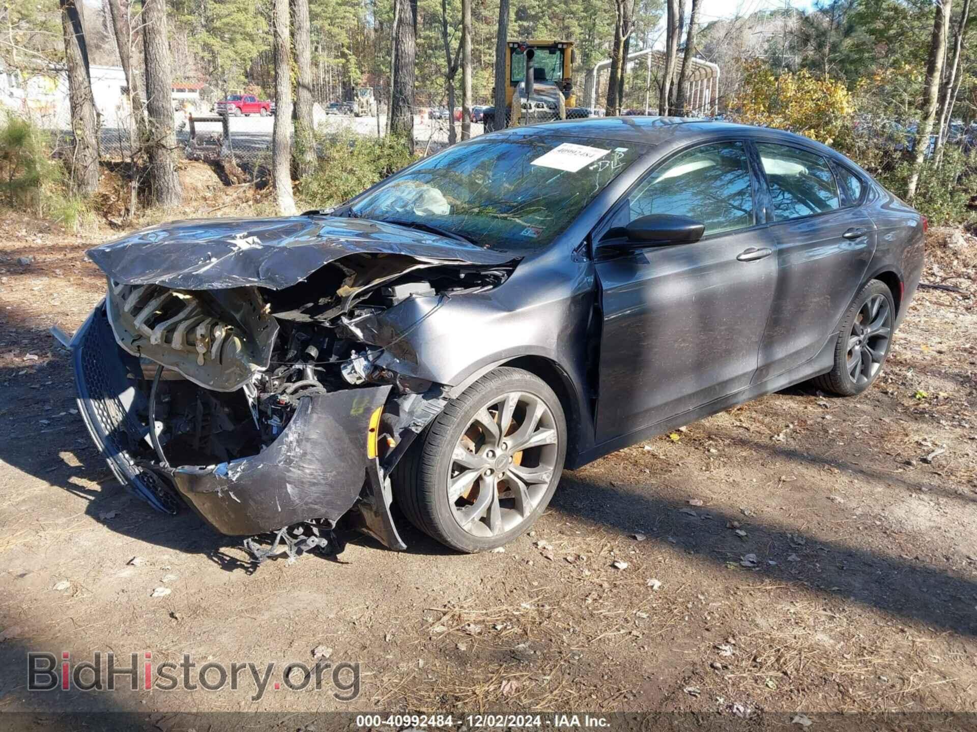 2015 CHRYSLER 200 - VIN: 1C3CCCBB5FN539556 - Фото 2