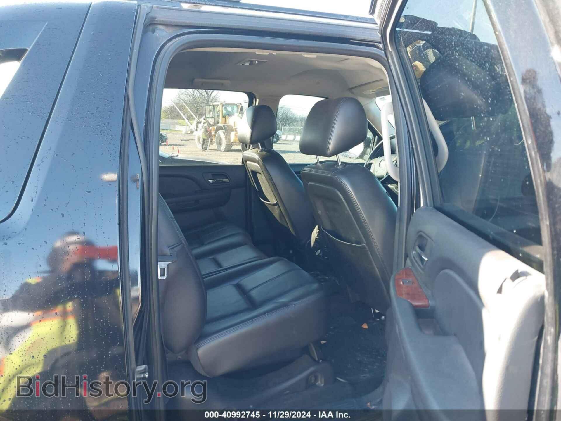 2011 CHEVROLET AVALANCHE 1500 - VIN: 3GNMCFE02BG394255 - Фото 8