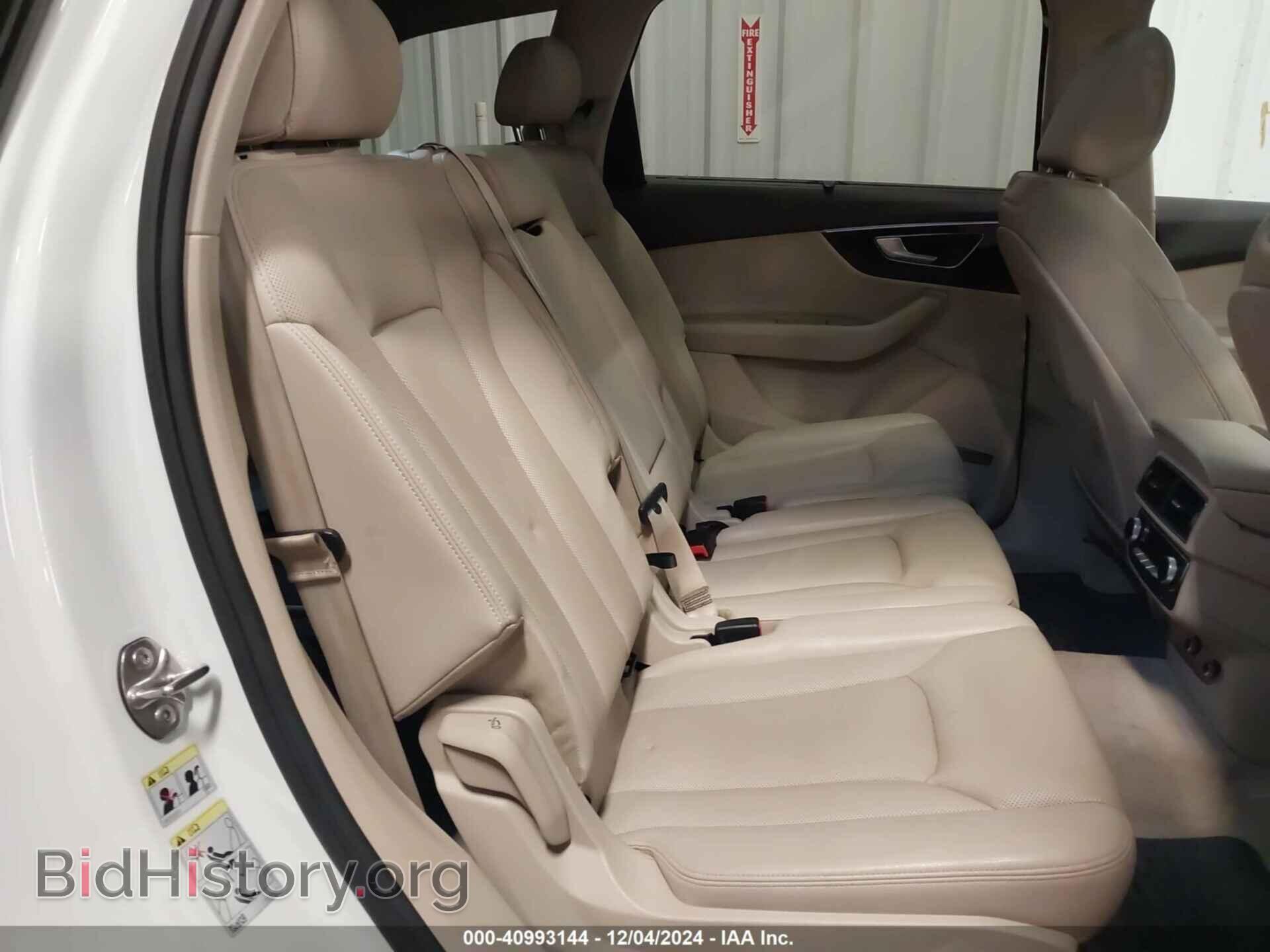 2019 AUDI Q7 - VIN: WA1VAAF72KD012394 - Фото 8