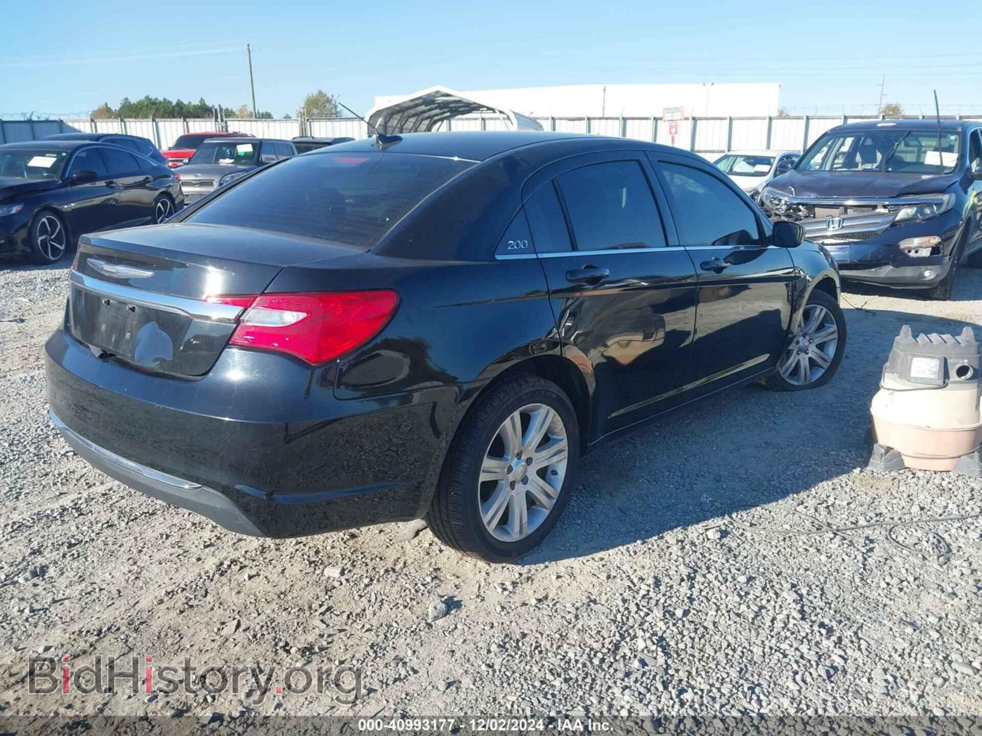 2013 CHRYSLER 200 - VIN: 1C3CCBBB4DN724057 - Фото 4
