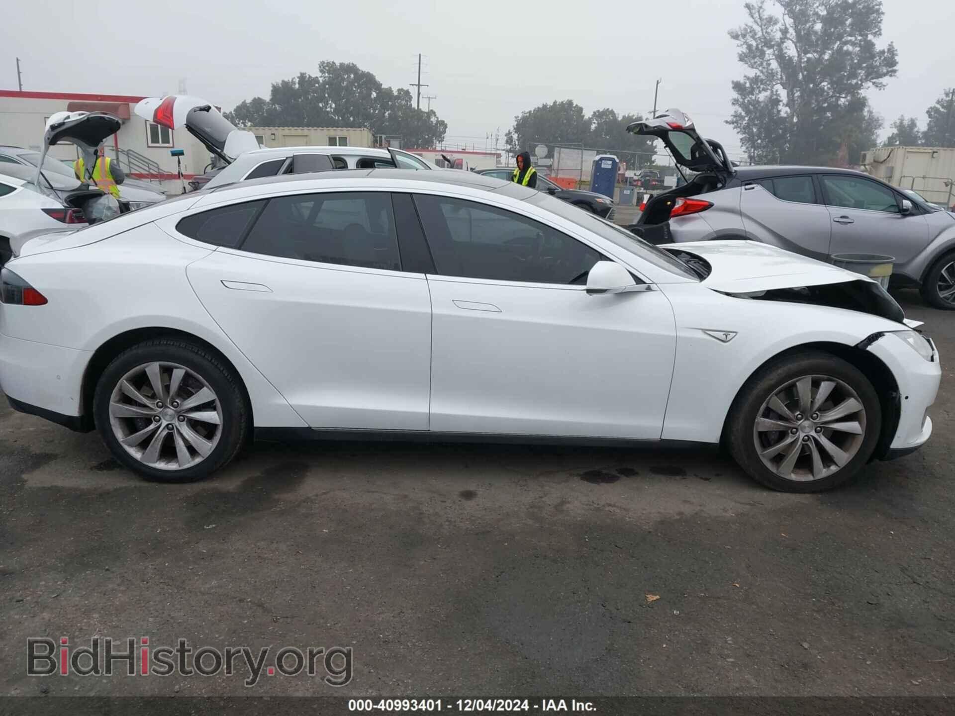 2015 TESLA MODEL S - VIN: 5YJSA1E2XFF115849 - Фото 14
