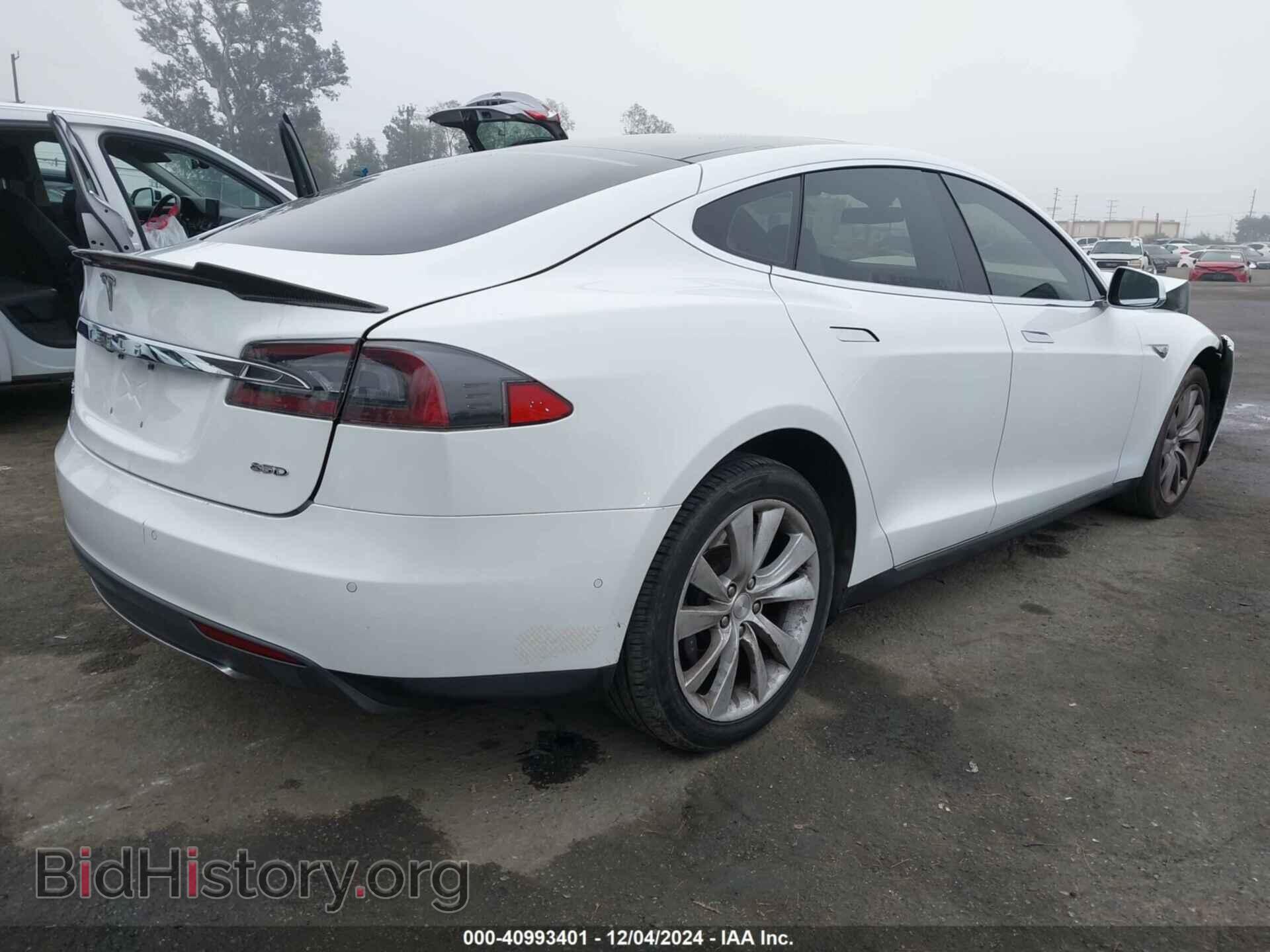 2015 TESLA MODEL S - VIN: 5YJSA1E2XFF115849 - Фото 4