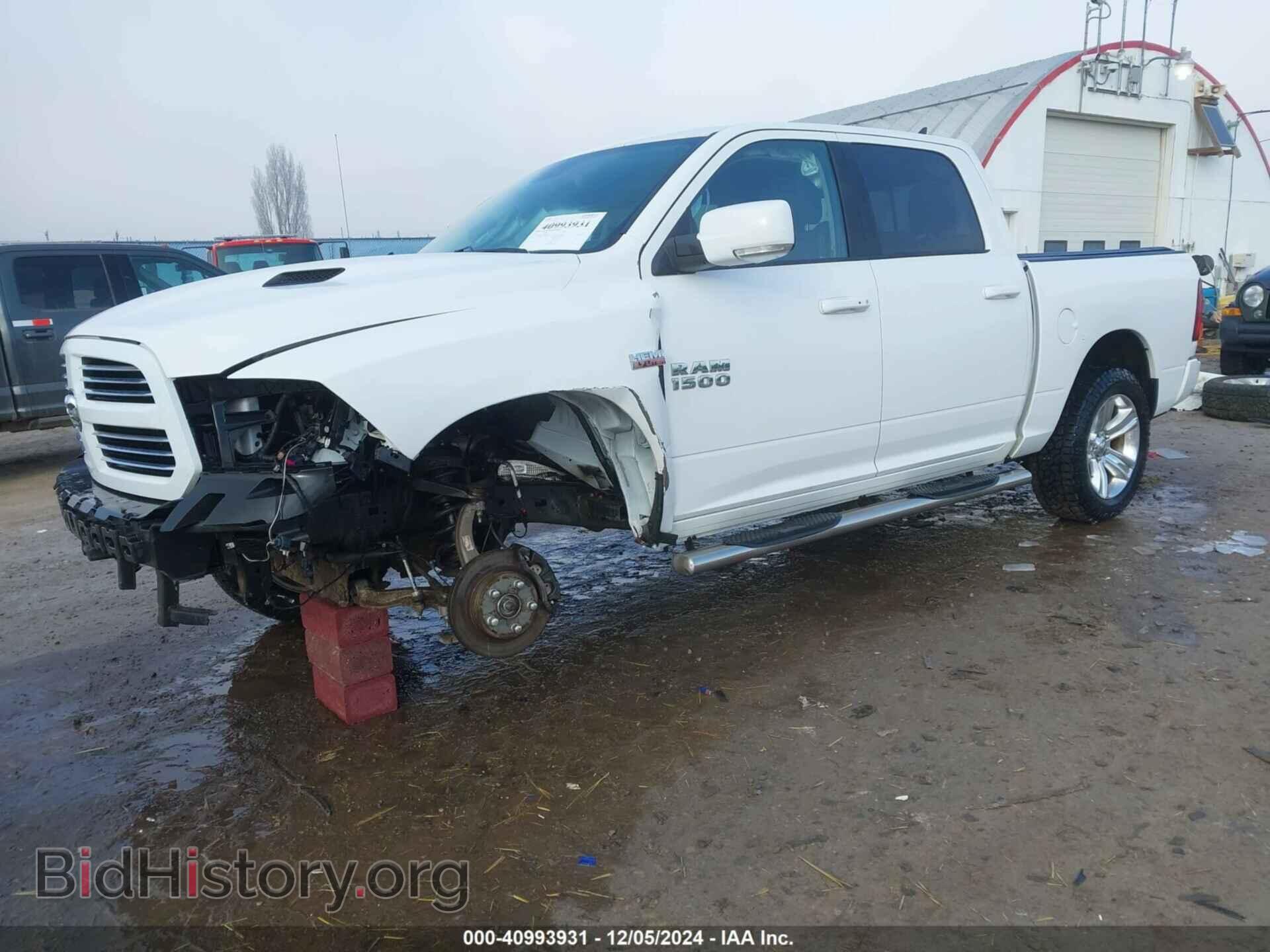 2017 RAM 1500 - VIN: 1C6RR7MT3HS634288 - Фото 2