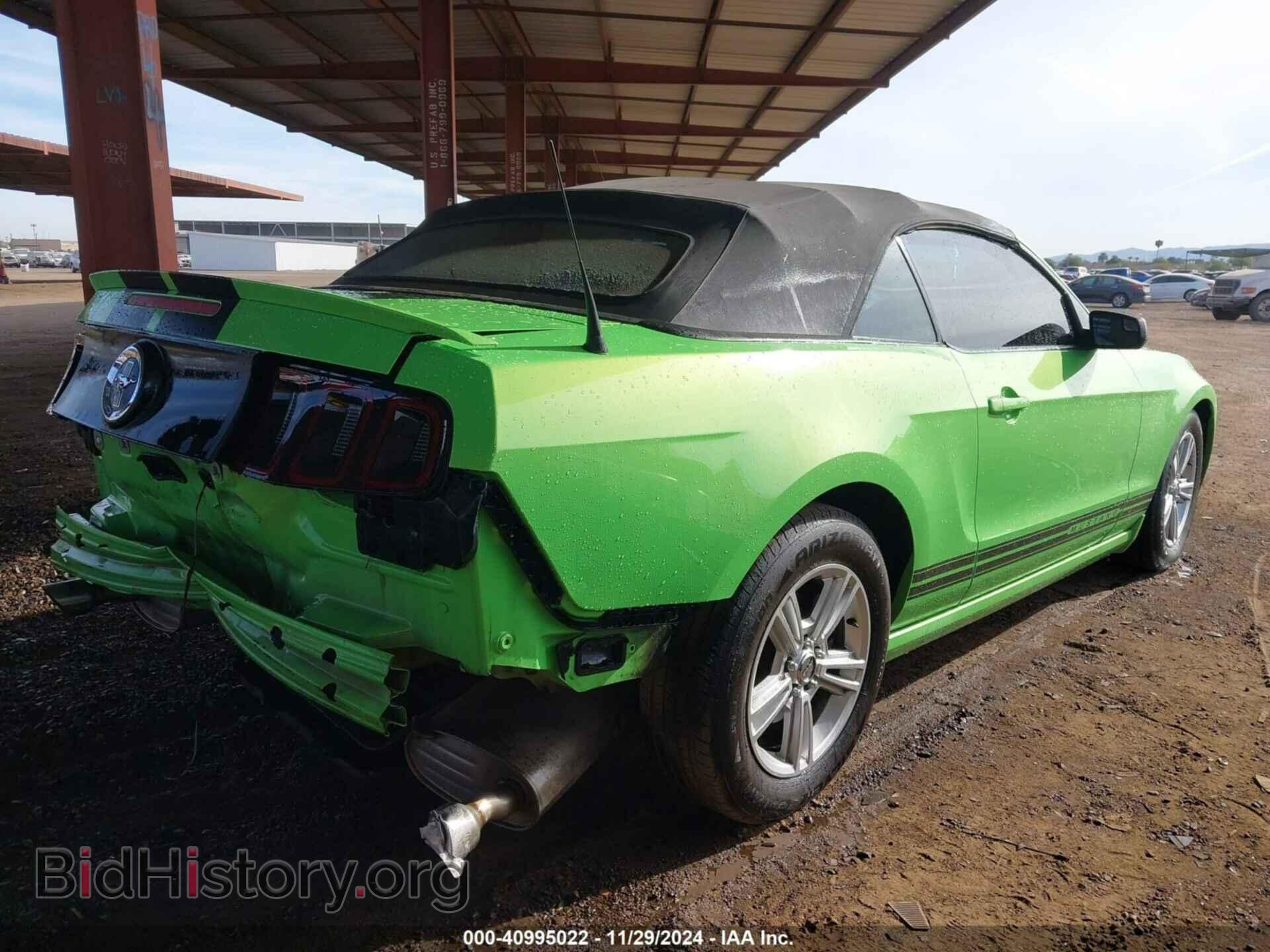 2013 FORD MUSTANG - VIN: 1ZVBP8EM2D5242017 - Photo 4