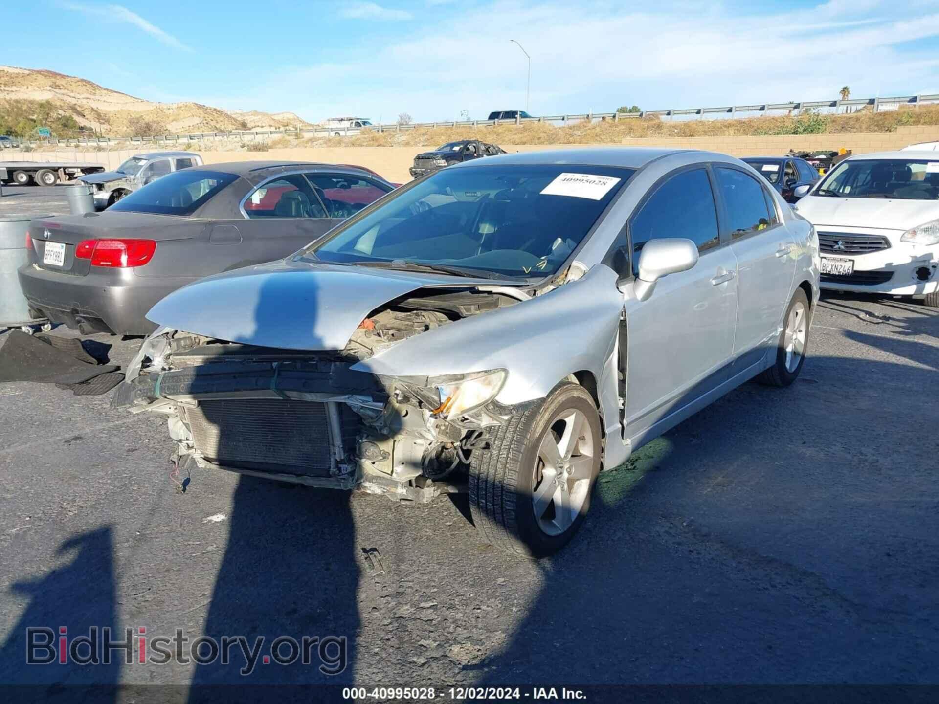 2011 HONDA CIVIC - VIN: 2HGFA1F65BH512121 - Фото 2