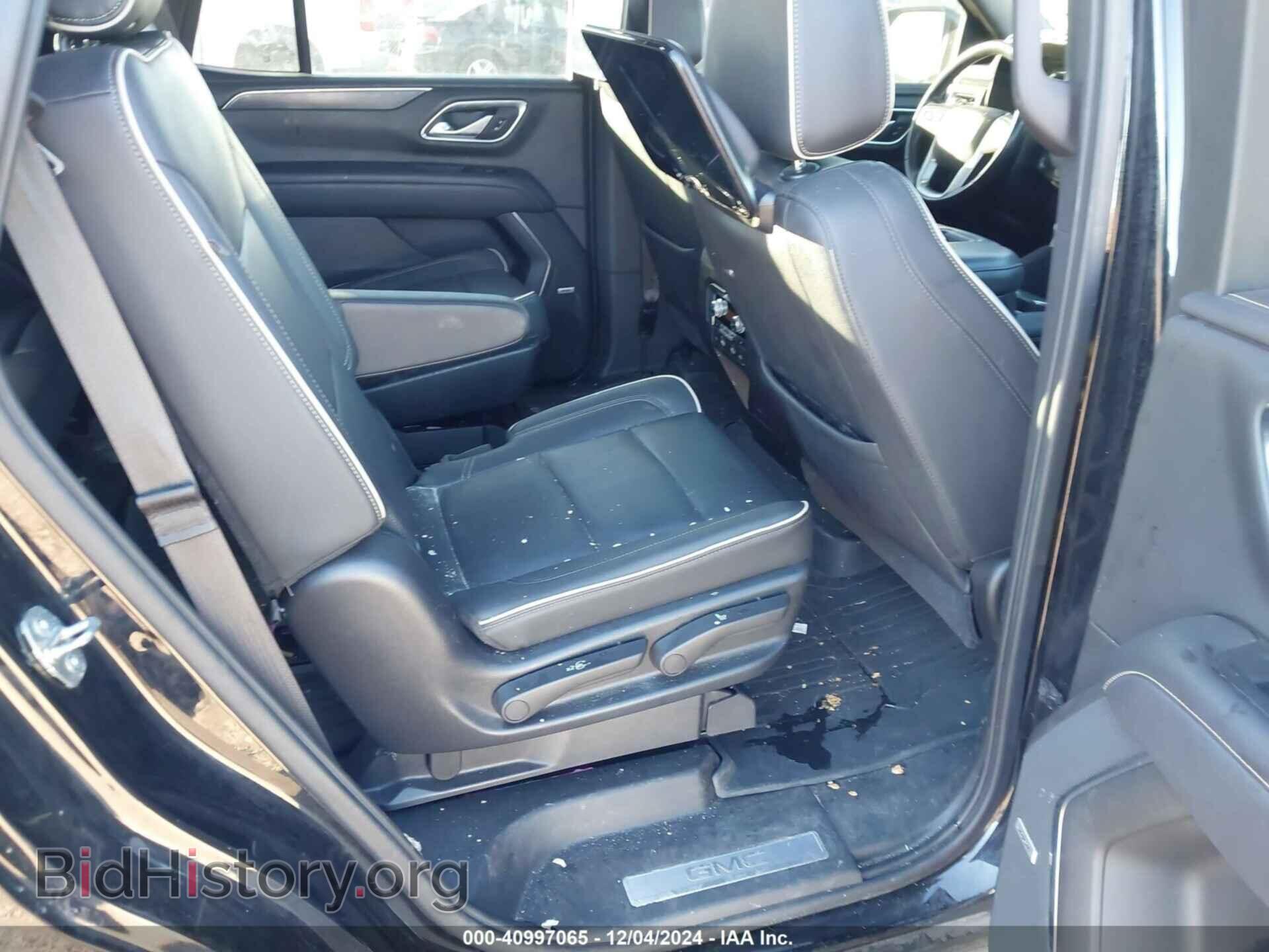 2021 GMC YUKON - VIN: 1GKS2BKD5MR408921 - Photo 8