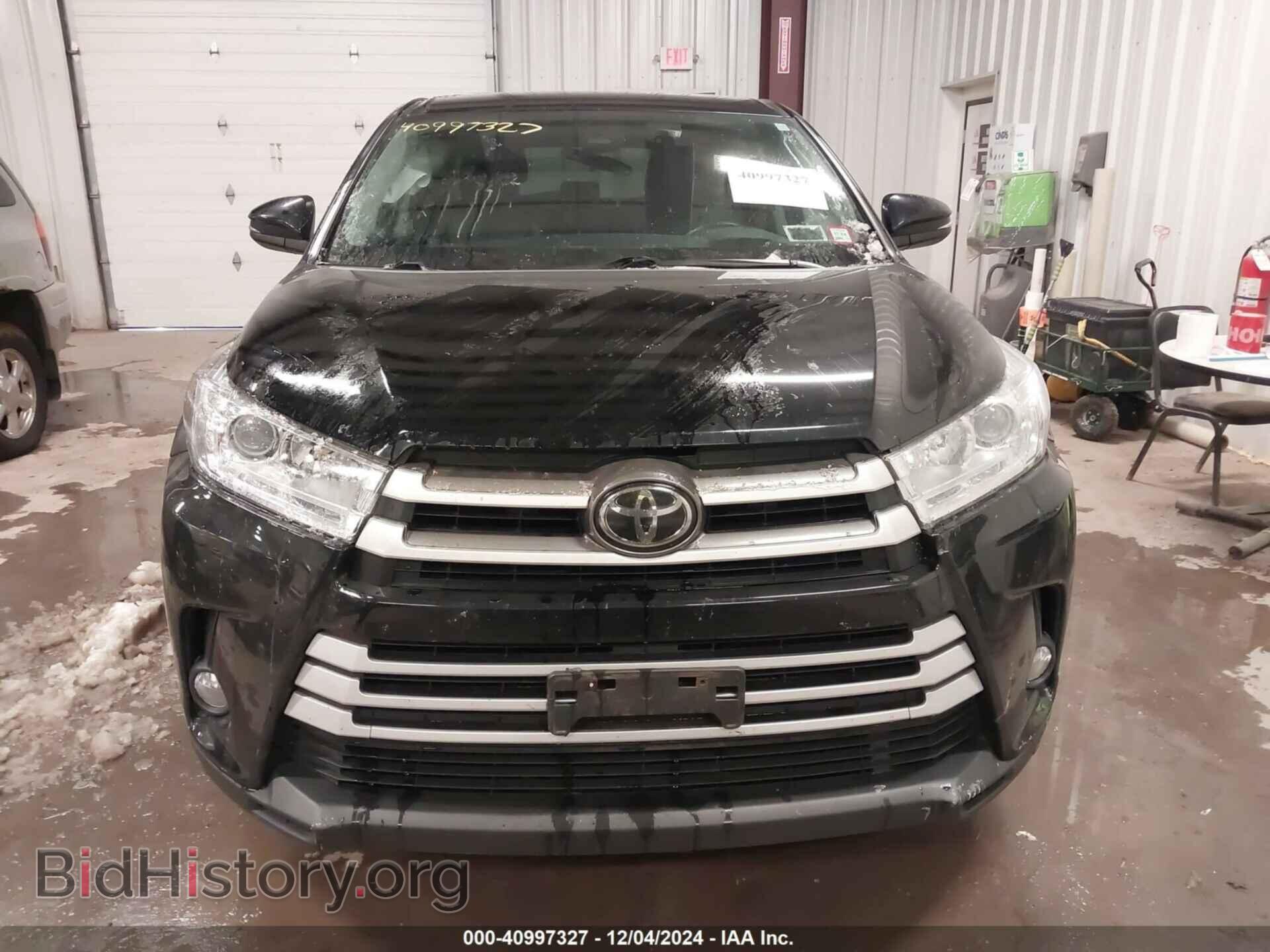 2018 TOYOTA HIGHLANDER - VIN: 5TDBZRFH4JS497147 - Фото 12