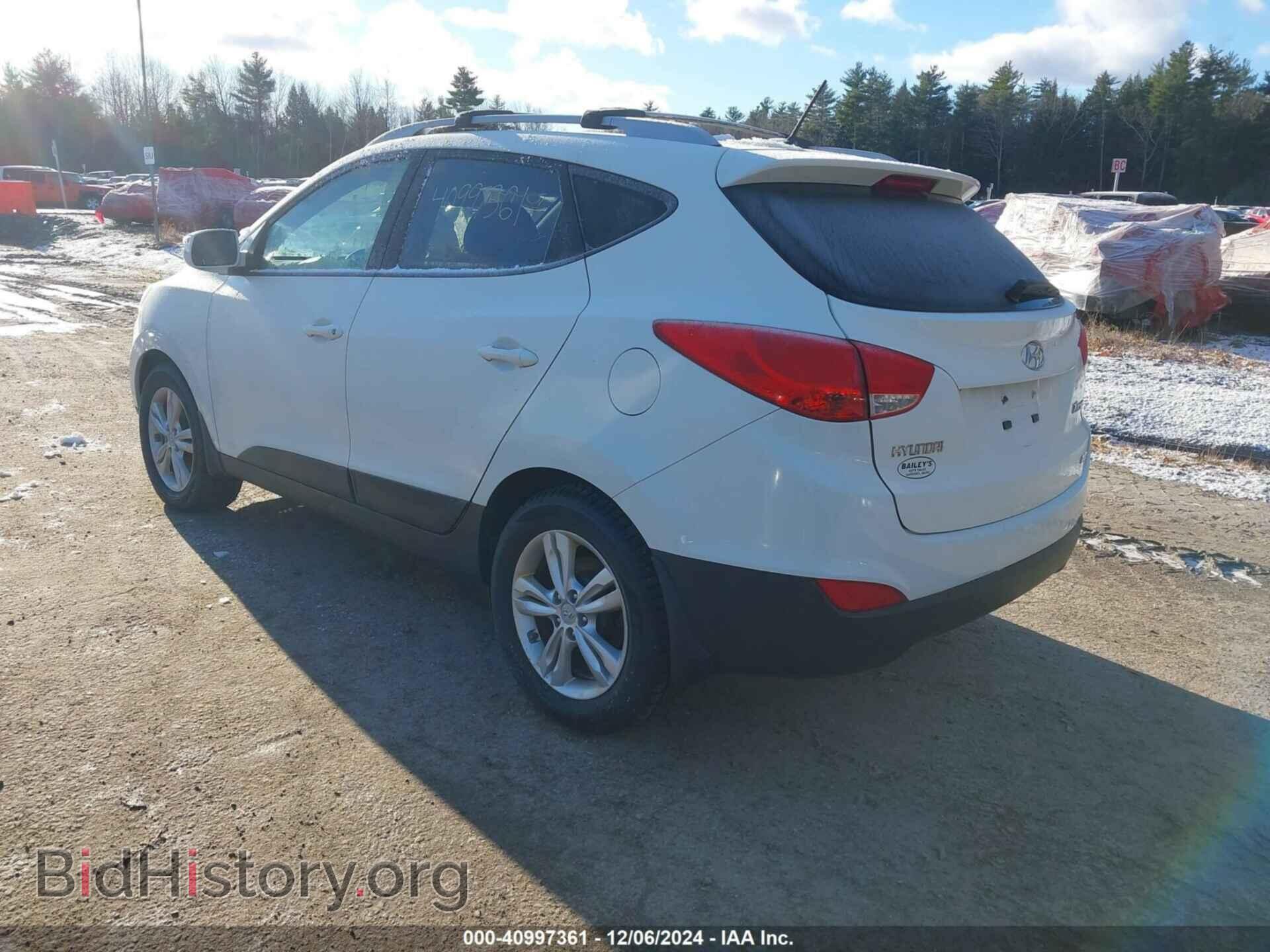 2012 HYUNDAI TUCSON - VIN: KM8JUCAC7CU421306 - Фото 3