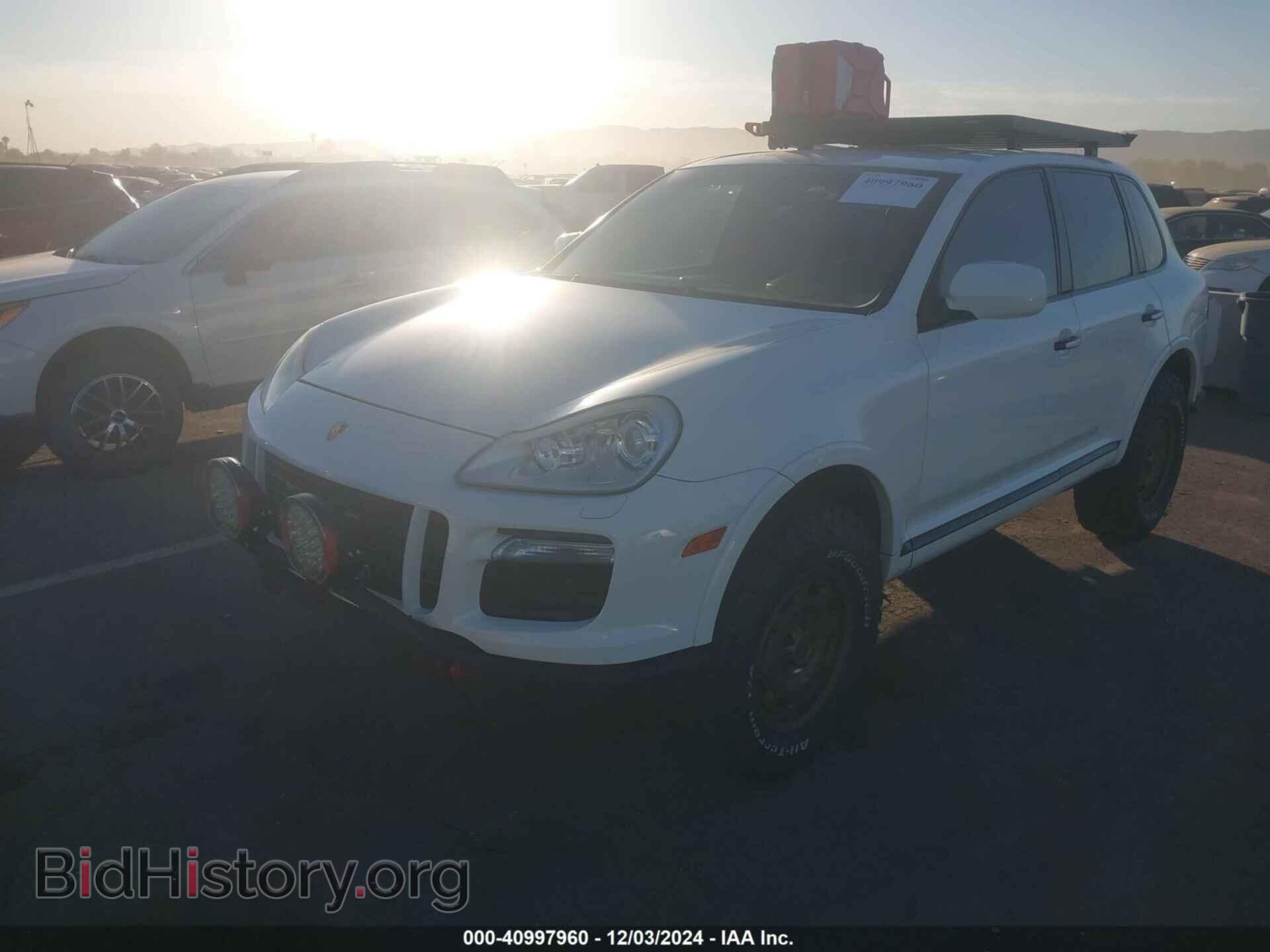 2008 PORSCHE CAYENNE - VIN: WP1AD29P68LA74486 - Фото 2