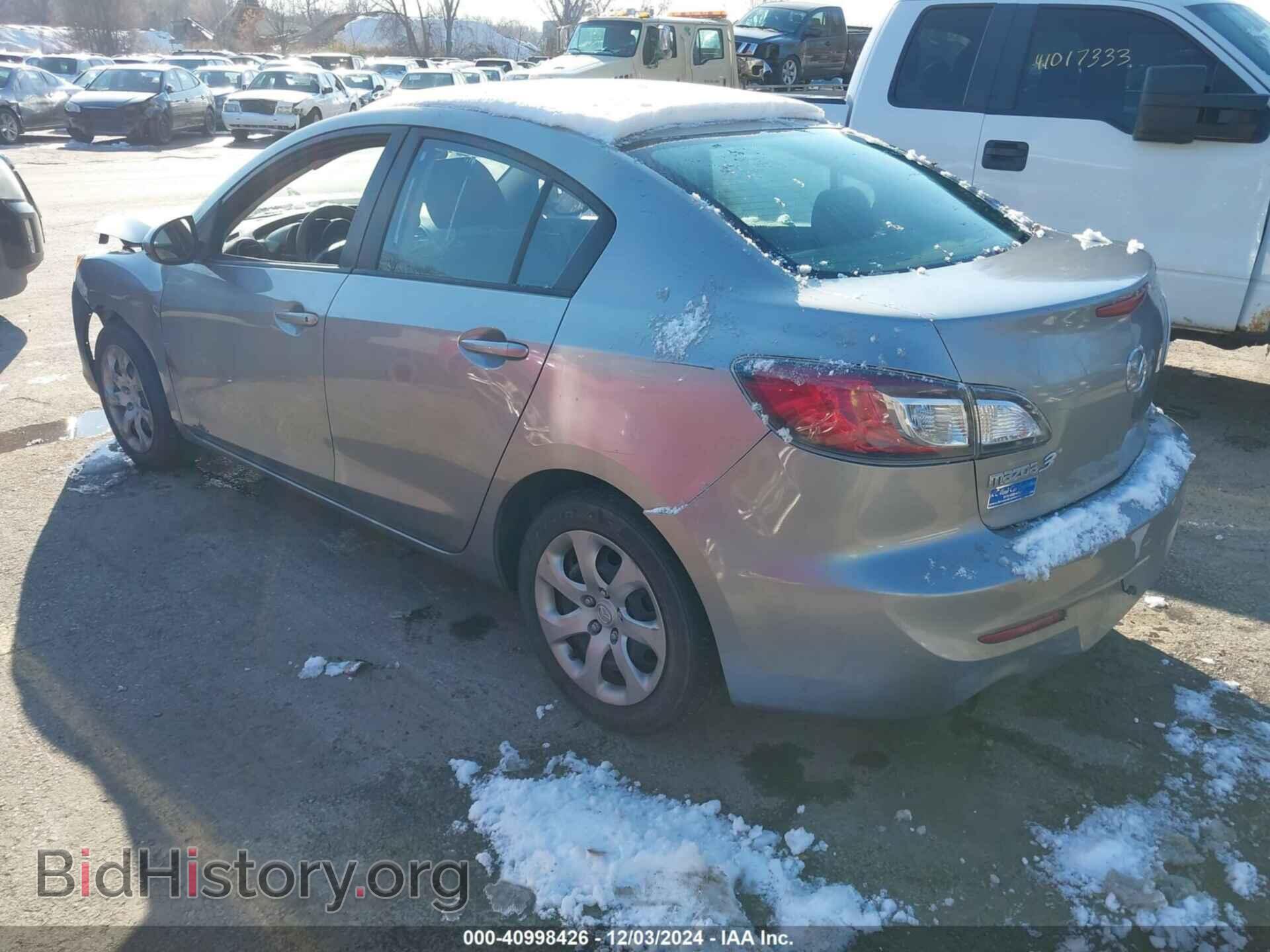 2013 MAZDA MAZDA3 - VIN: JM1BL1TG4D1783032 - Фото 3