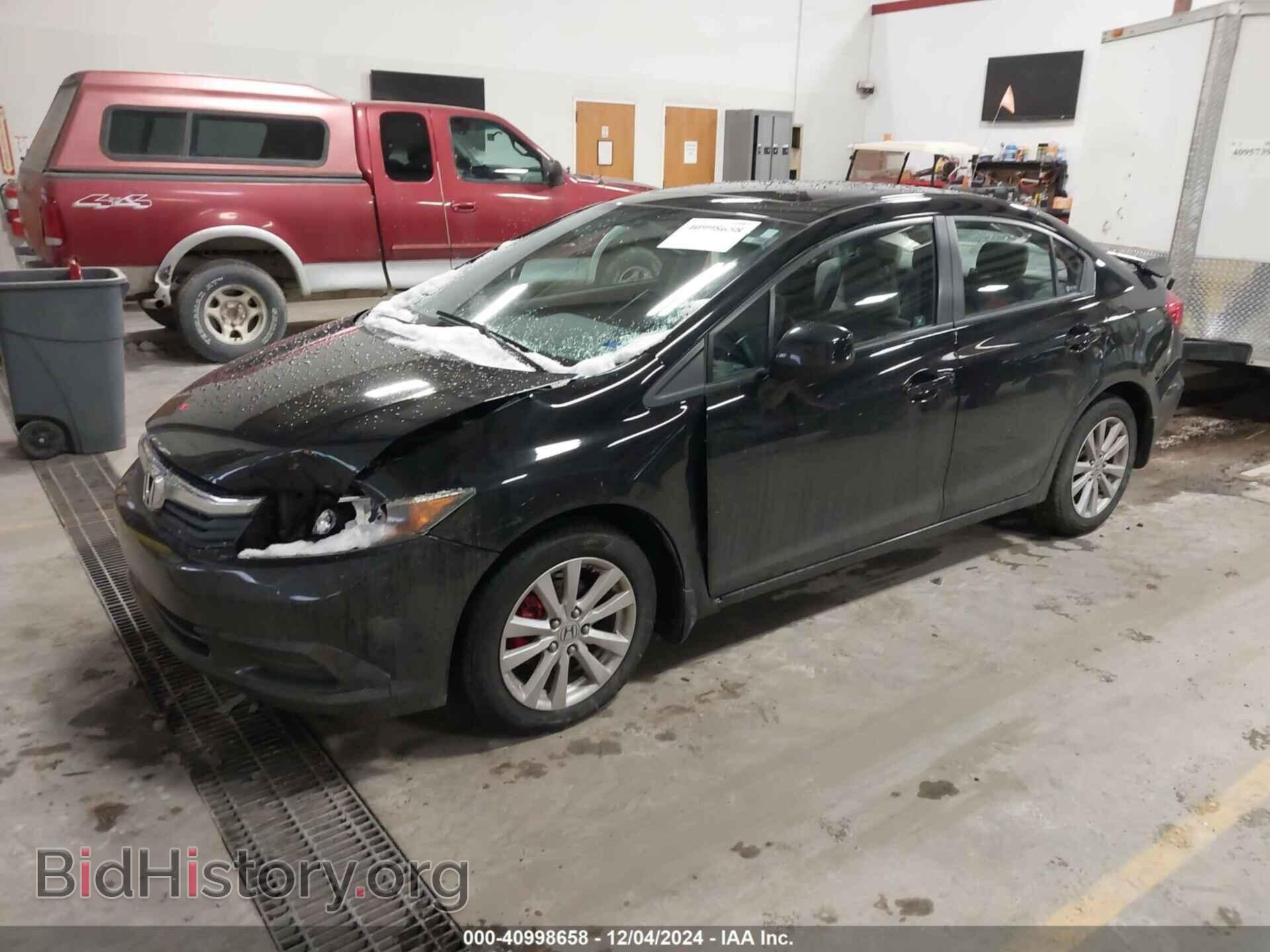 2012 HONDA CIVIC - VIN: 19XFB2F88CE057135 - Фото 2