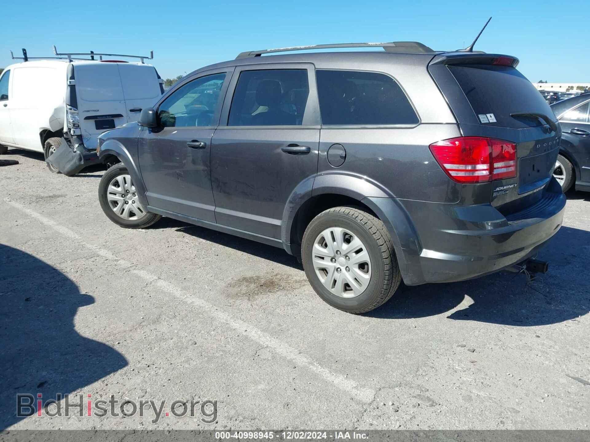2018 DODGE JOURNEY - VIN: 3C4PDCAB8JT384411 - Фото 3