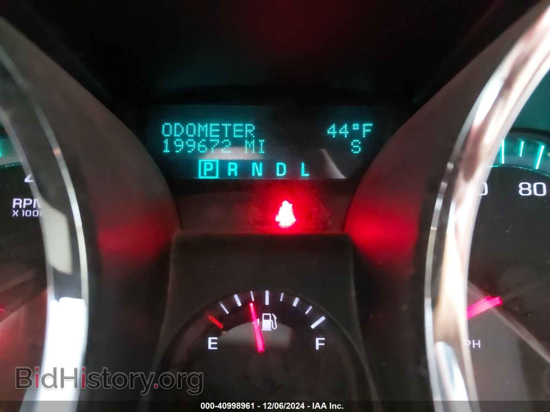 2011 CHEVROLET TRAVERSE - VIN: 1GNKVLED7BJ388467 - Фото 16