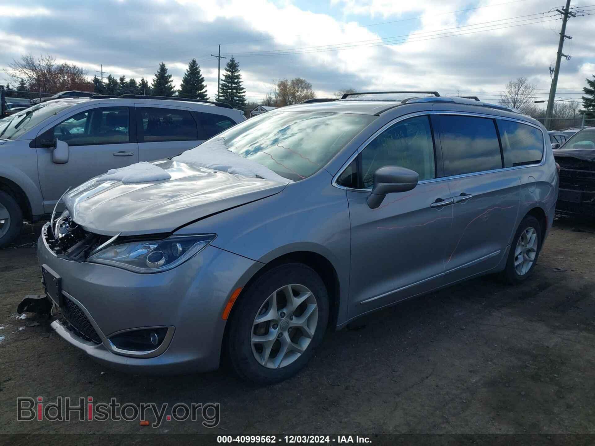 2017 CHRYSLER PACIFICA - VIN: 2C4RC1EG9HR850933 - Photo 2
