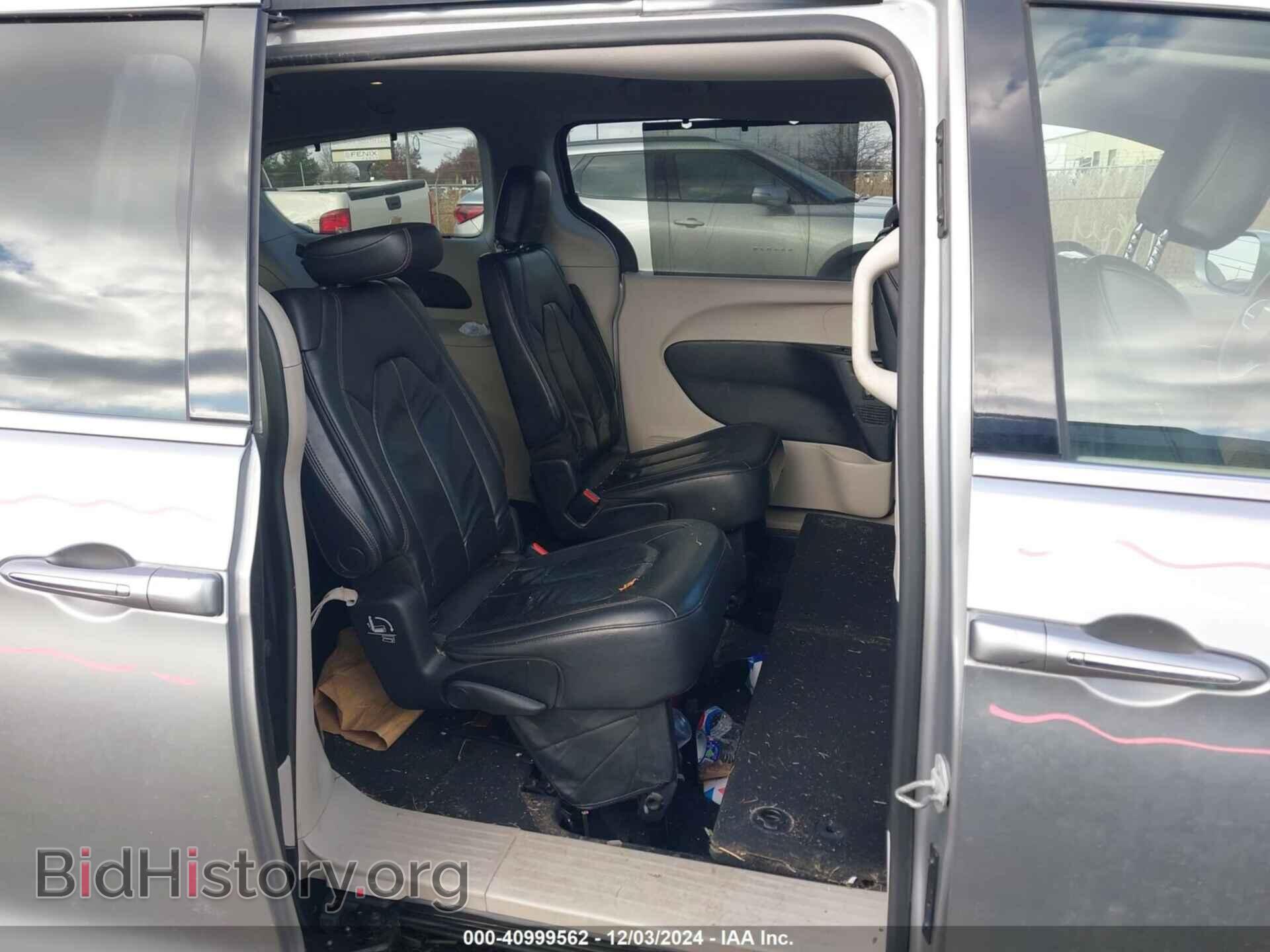 2017 CHRYSLER PACIFICA - VIN: 2C4RC1EG9HR850933 - Photo 8