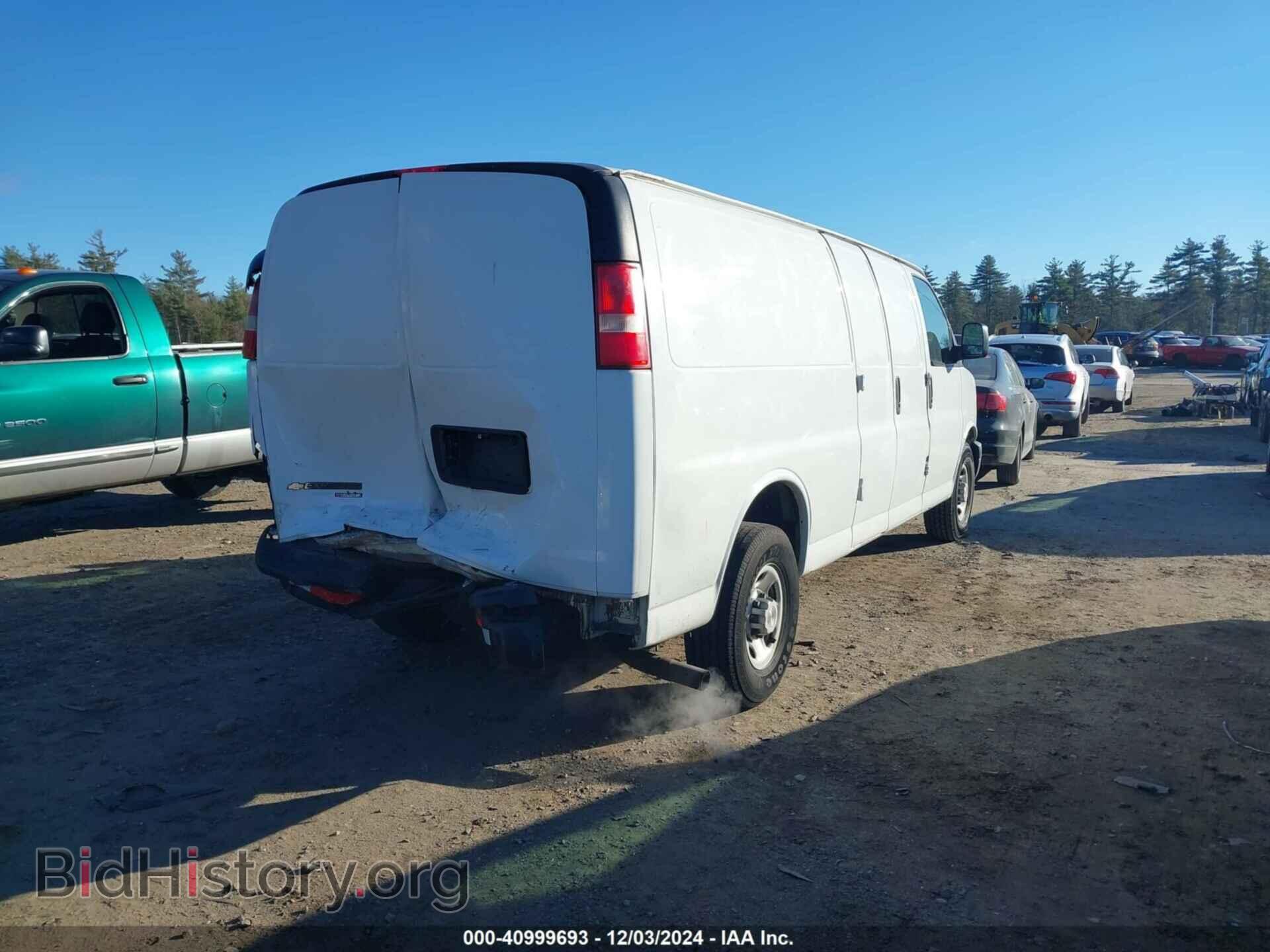 2014 CHEVROLET EXPRESS 2500 - VIN: 1GCWGGBA6E1122934 - Фото 4