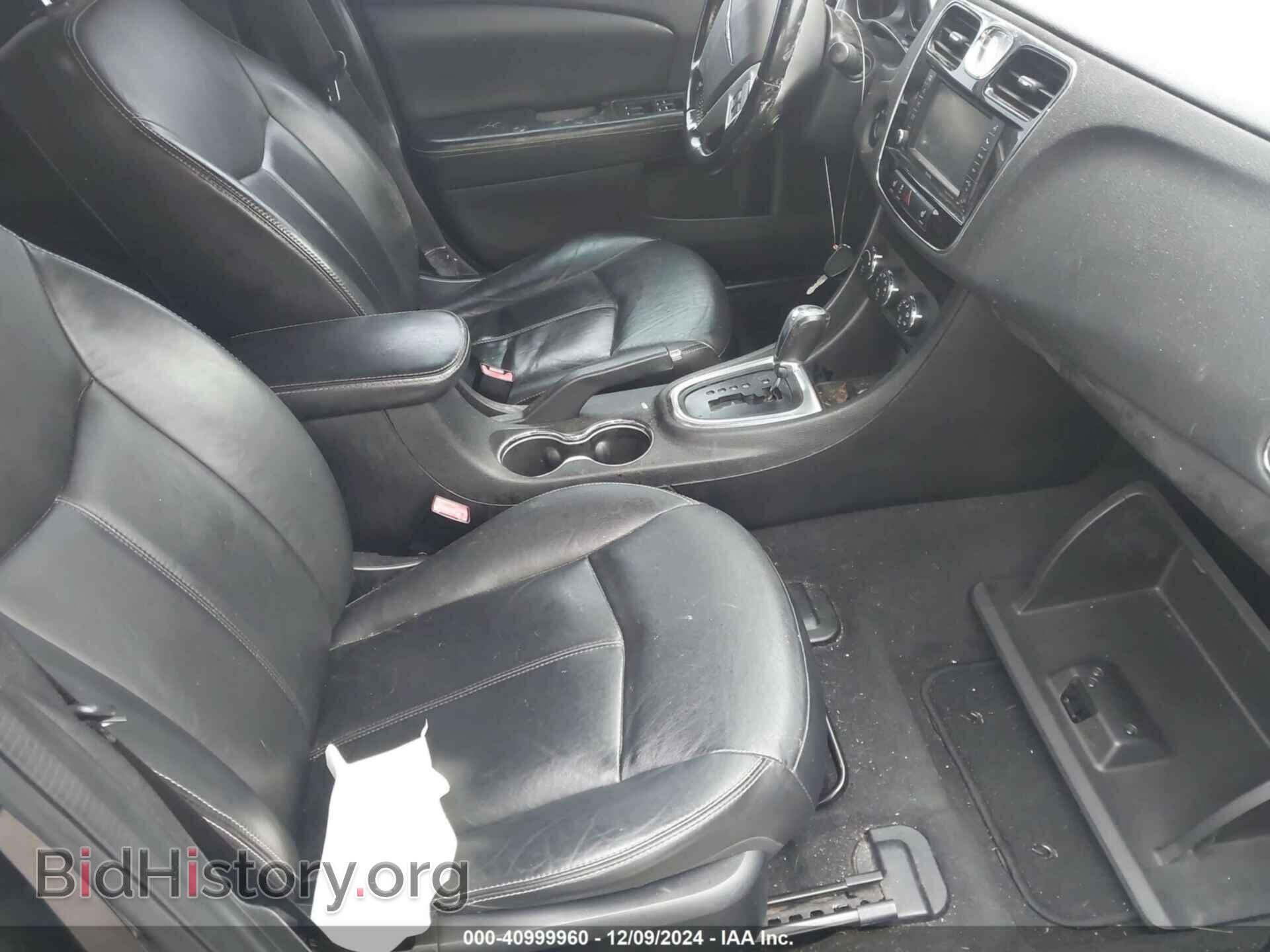 2012 CHRYSLER 200 - VIN: 1C3CCBCB9CN162718 - Фото 5
