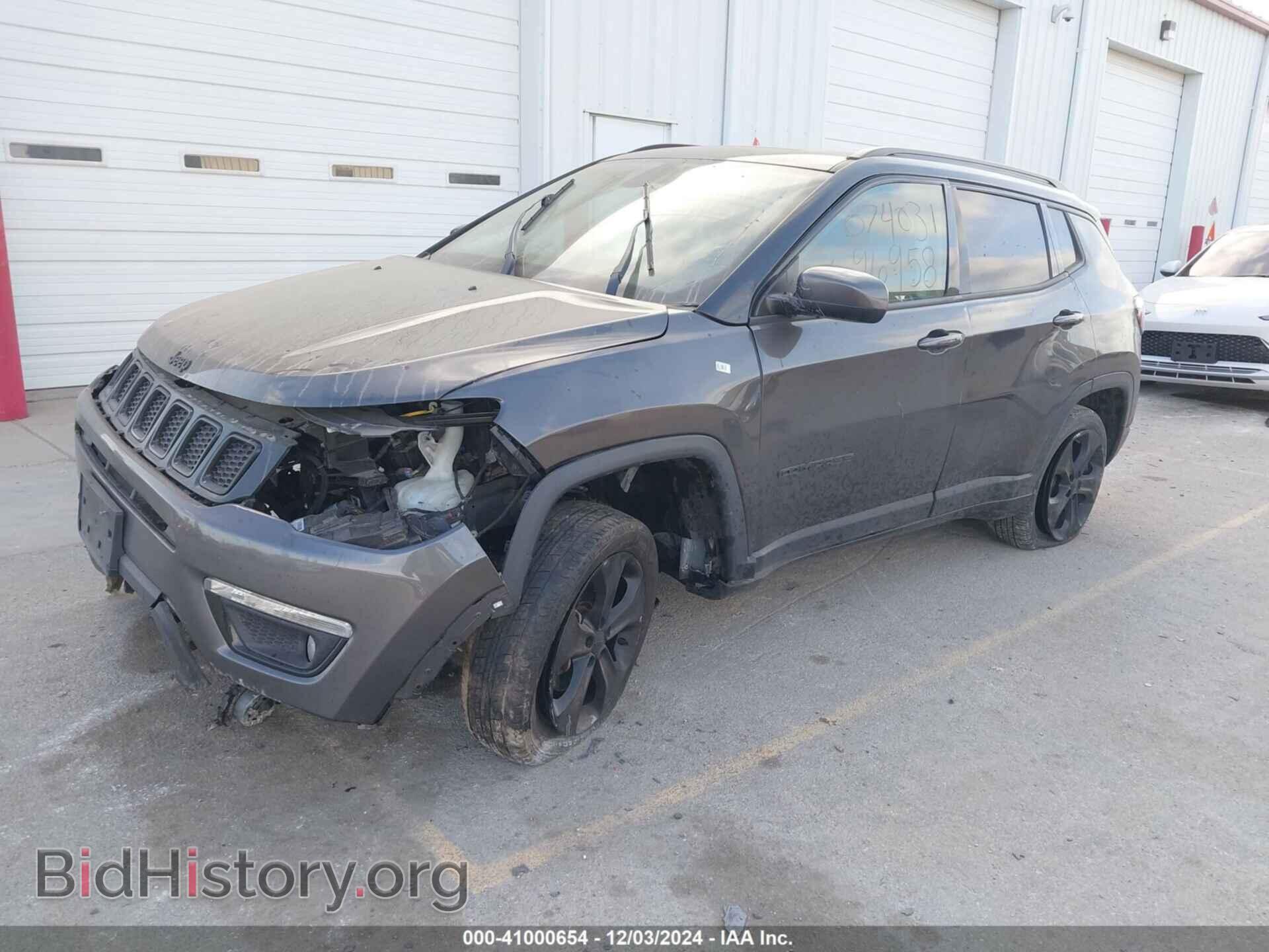 2019 JEEP COMPASS - VIN: 3C4NJDBB6KT696958 - Фото 2