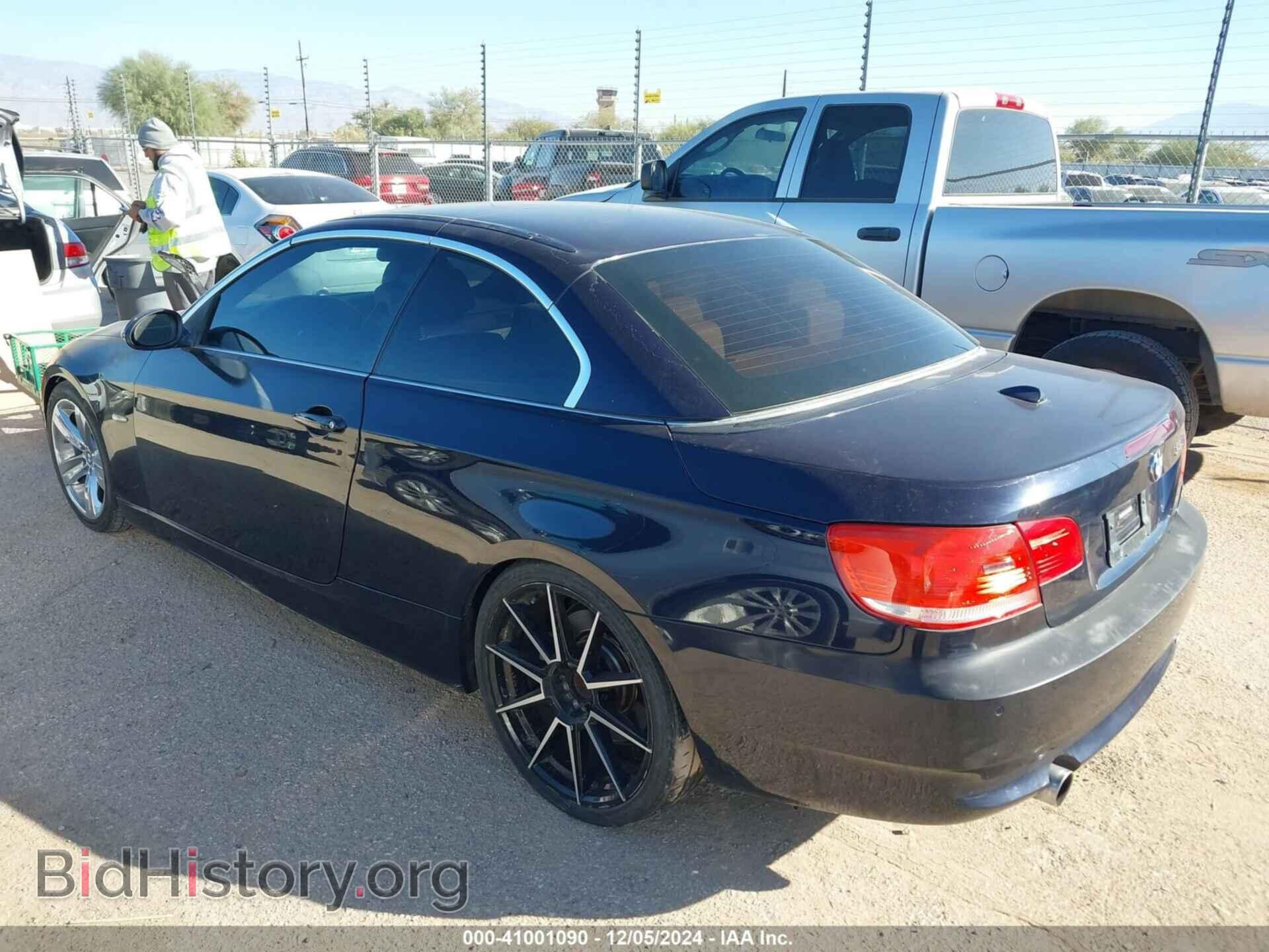 2009 BMW 335I - VIN: WBAWL73519P181855 - Фото 3