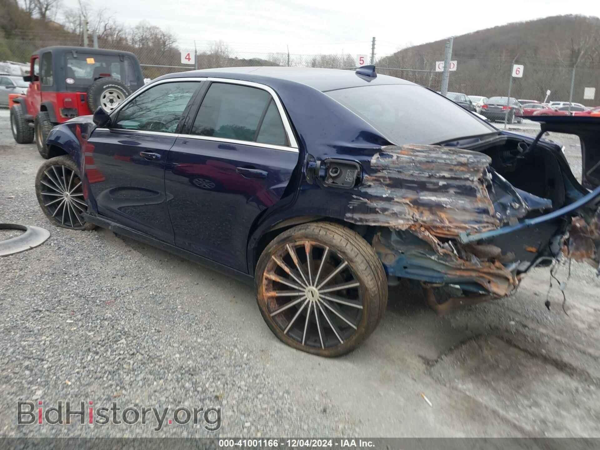 2016 CHRYSLER 300 - VIN: 2C3CCARG4GH192821 - Фото 3