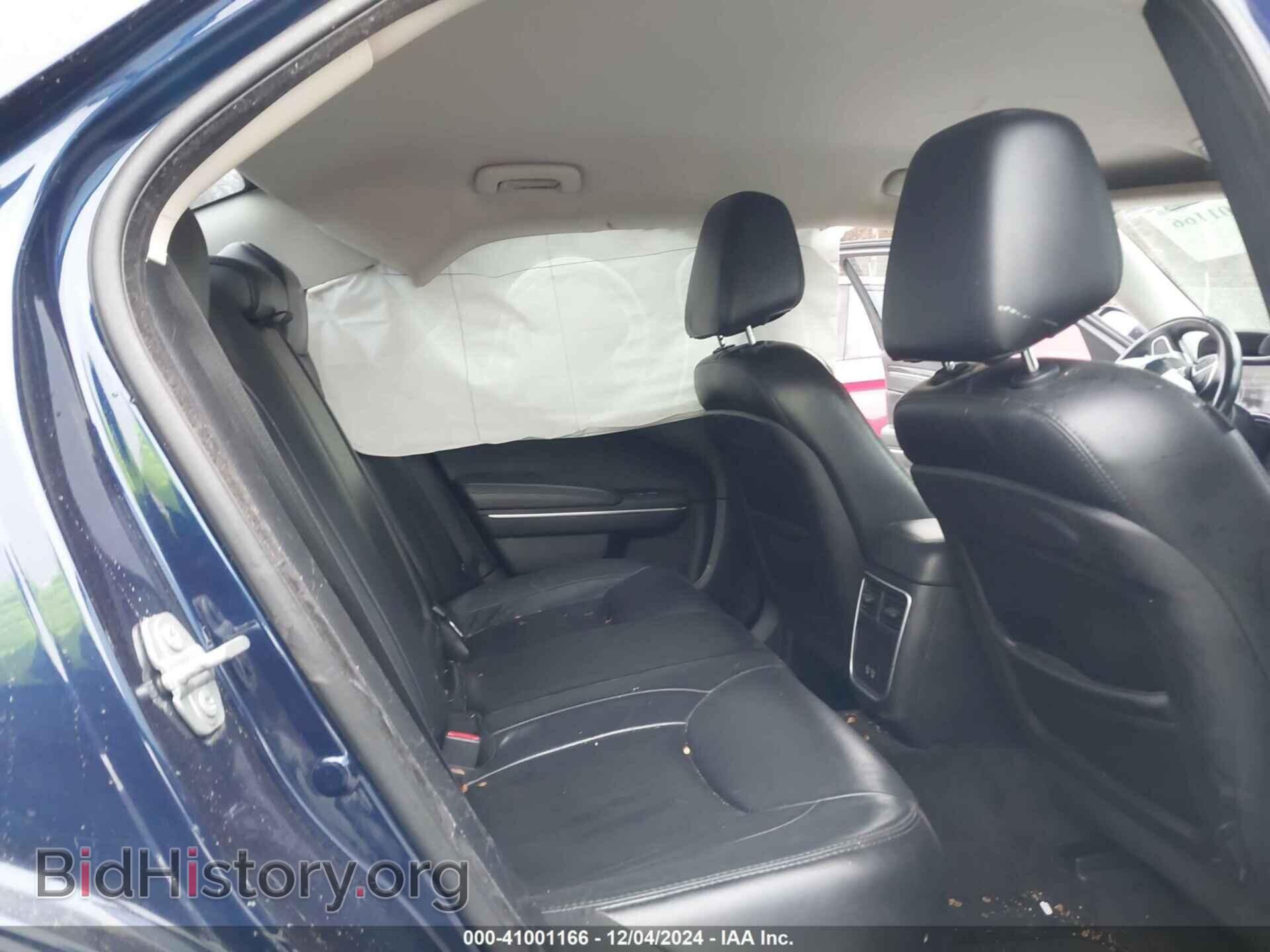 2016 CHRYSLER 300 - VIN: 2C3CCARG4GH192821 - Фото 8