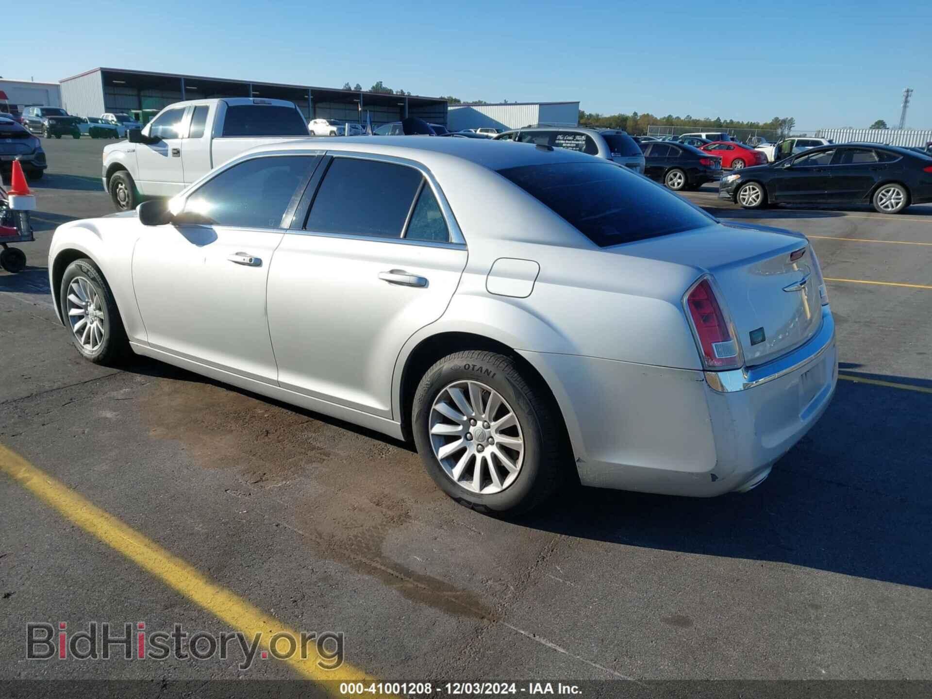 2012 CHRYSLER 300 - VIN: 2C3CCAAGXCH132953 - Фото 3