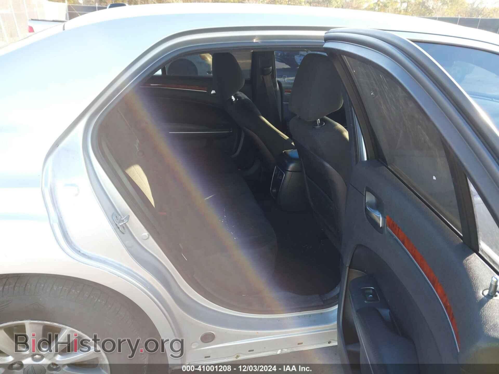 2012 CHRYSLER 300 - VIN: 2C3CCAAGXCH132953 - Фото 8