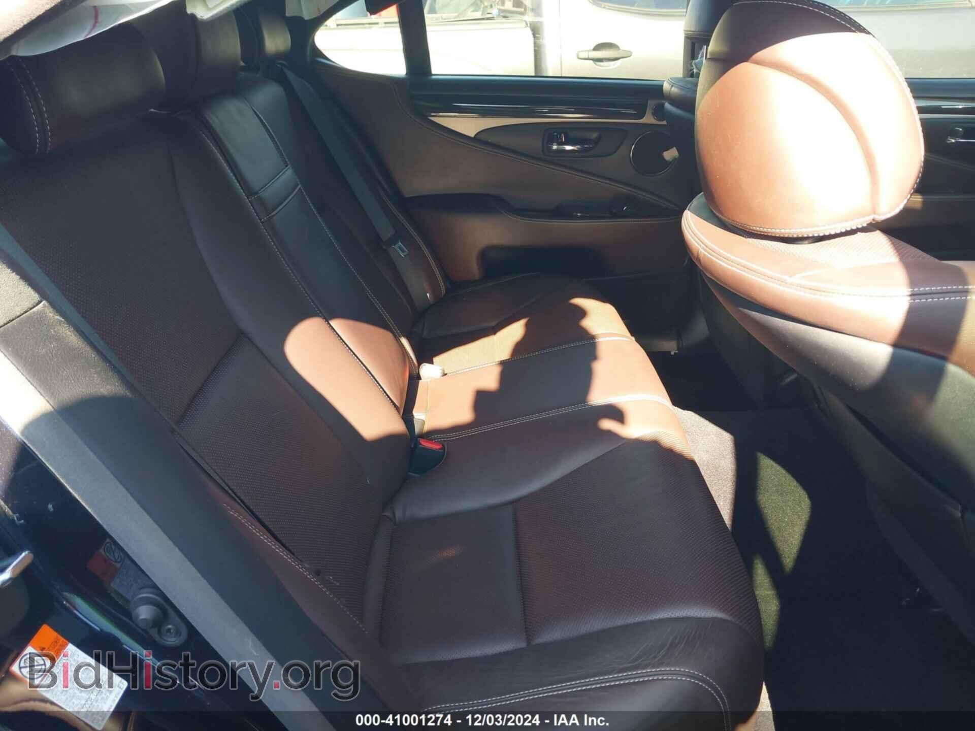 2017 LEXUS LS 460 - VIN: JTHBL5EF3H5145489 - Photo 8